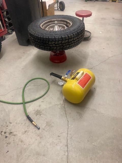 Tire Balancer Portable Bubble Wheel Balancer Tire Changer with Bubble Level for Car Light Truck Wheel Balancing customer photo 2