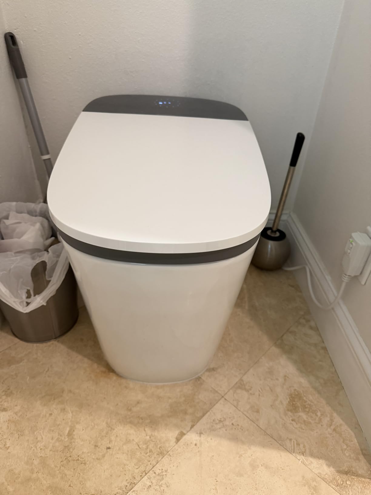 WOODBRIDGE Smart Toilet with 1000g MaP Flush Score & Foam Shield (B0930S) | Auto Open/Close, ADA Comfort Height, Auto Dual Flush, Moving Air Dryer, Foot Sensor & Blackout Flush, Heated Seat customer photo 1