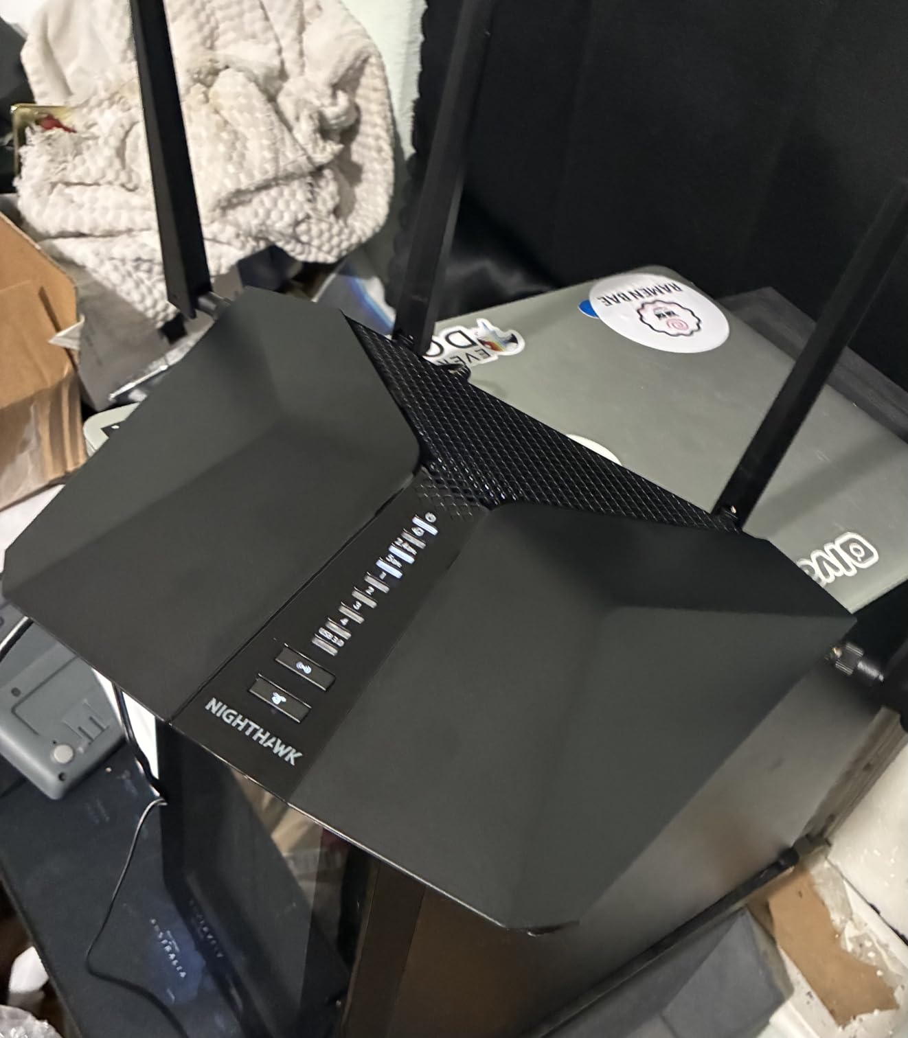 NETGEAR Nighthawk 6-Stream Dual-Band WiFi 6 Router (RAX54S) - Security Features, AX5400 Wireless Speed, Up to 5.4 Gbps, Covers up to 2,500 sq. ft., 25 Devices - 1-Year Armor Subscription Included customer photo 2