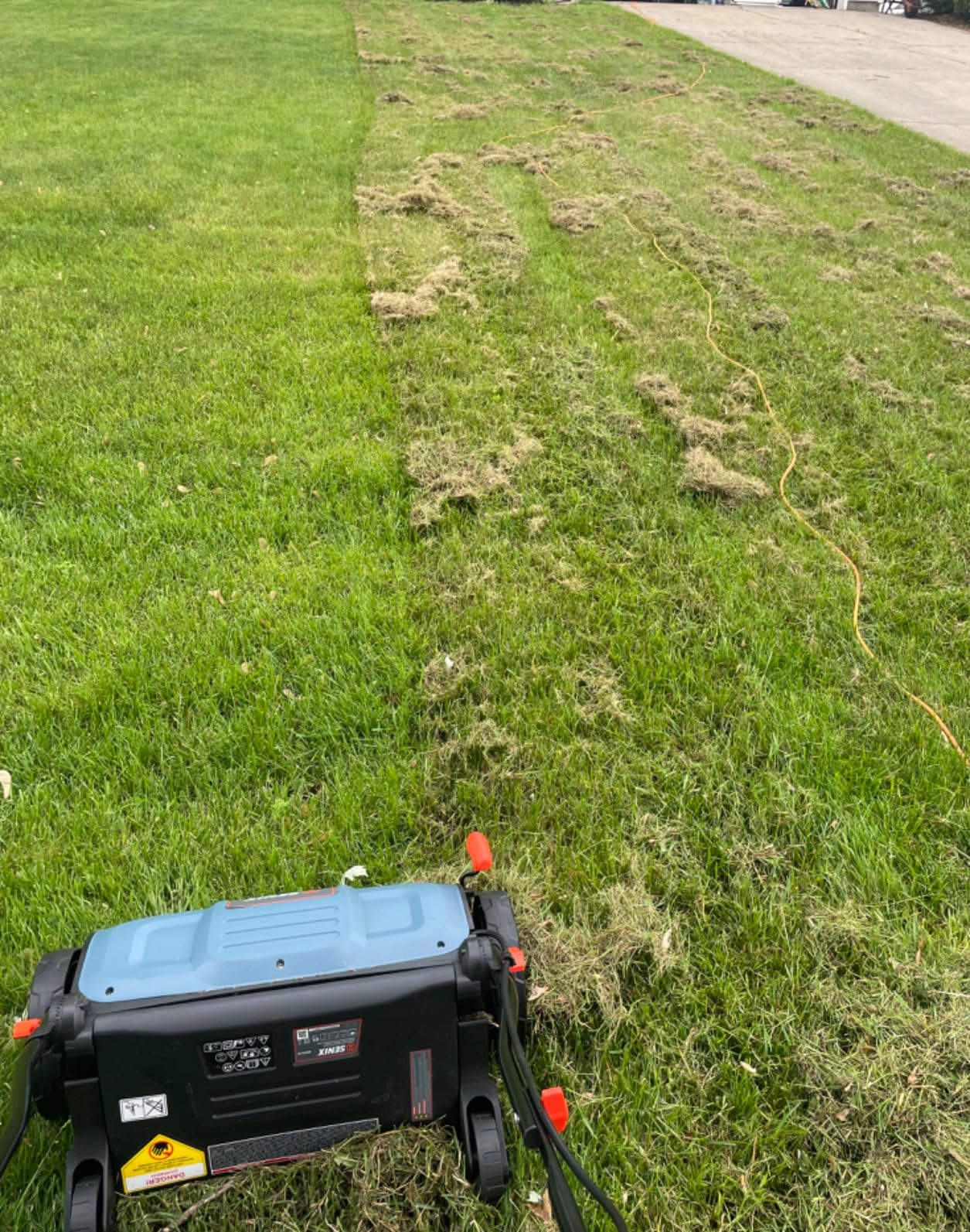 SENIX 13 Amp 15-Inch 2-in-1 Electric Dethatcher and Scarifier with 13.2-Gal Collection Bag, 4-Position Depth Adjustment, Walk Behind for Lawn Garden Care Removing Thatch, Quick-Fold (SCE13-M) customer photo 2