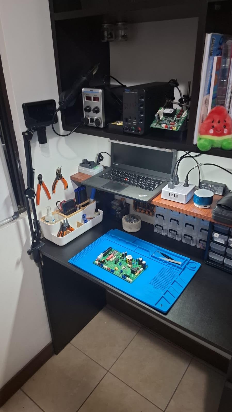 DC Power Supply Variable, 30V 10A Bench Power Supply with Encoder Coarse & Fine Adjustments Knob, Adjustable Switching Regulated lab Power Supplies with 18W USB & Type-C Quick-Charge customer photo 1