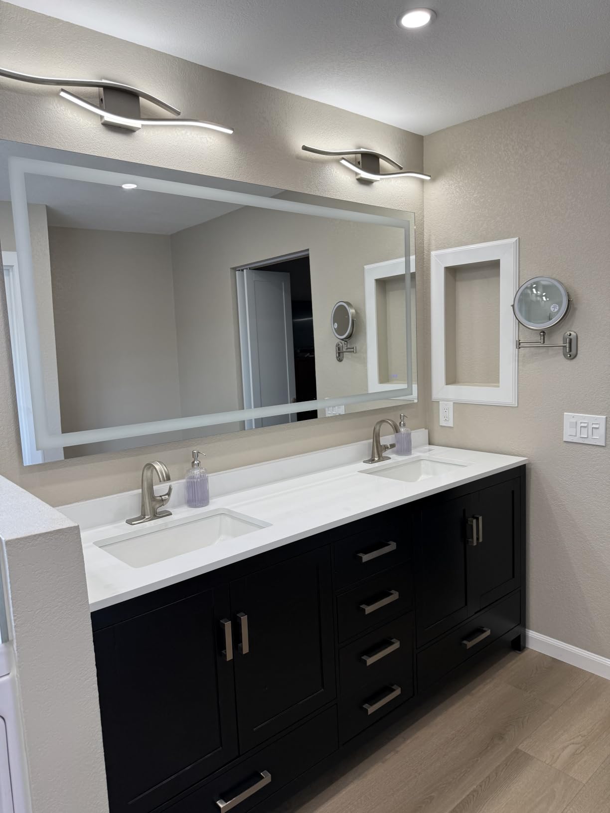 Joossnwell Brushed Nickel Bathroom Vanity Light, 23-Inch 5CCT Dimmable LED Bar customer photo 2
