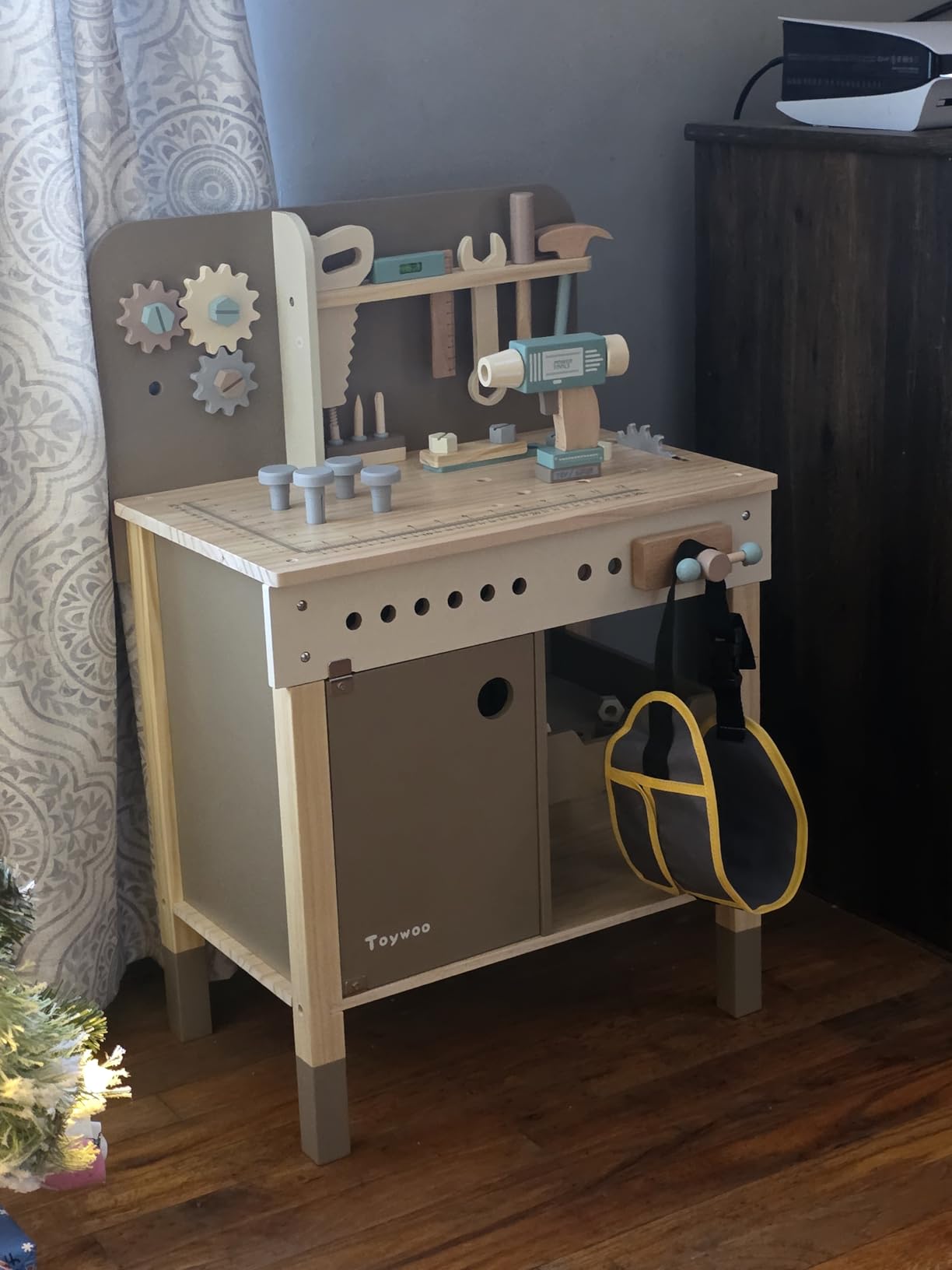 Kids Tool Set, Wooden Tools Bench with Apron Toddler Toy Workbench with Realistic Tools Electric Drill STEM Construction Toy customer photo 1