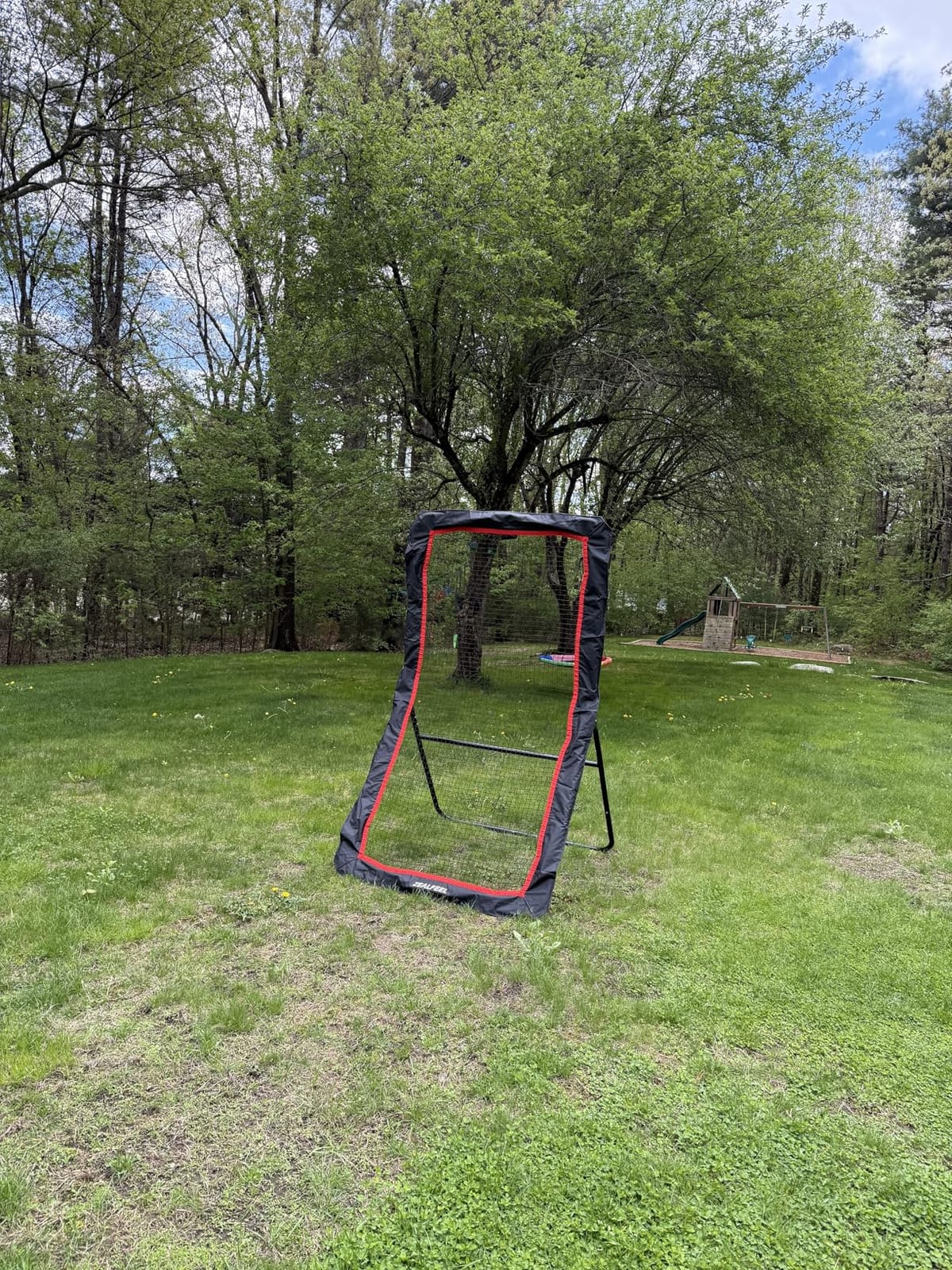 ZEALFEEL Lacrosse Rebounder, 4x7FT/4x6FT Volleyball Rebounder for Backyard with 5 Rebound Angles, Target Strip, Lacrosse Rebound Net Perfect for Lax Baseball Volleyball & Soccer Practice customer photo 1