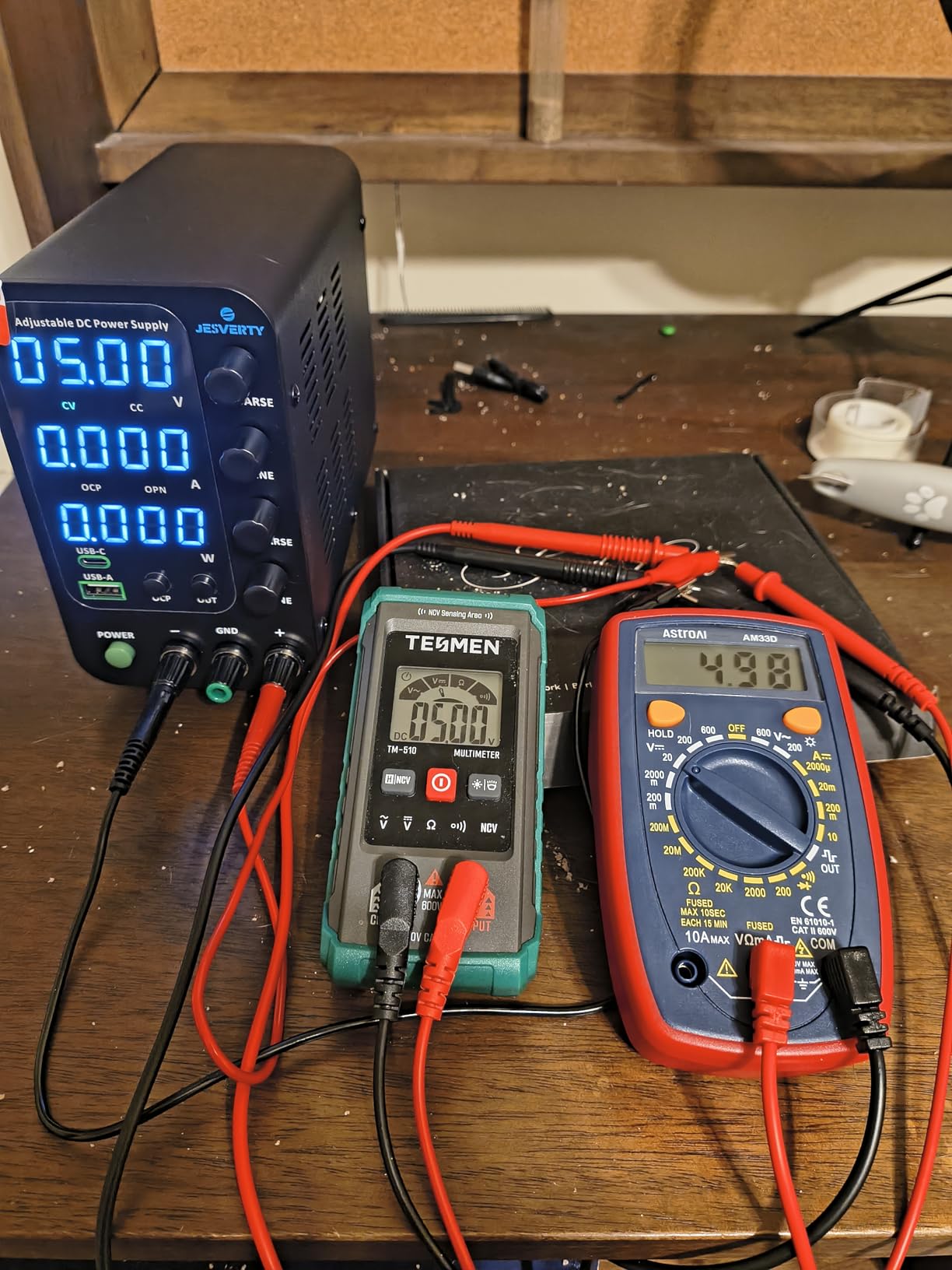 DC Power Supply Variable, 0-32V 0-10A Switching Bench Power Supply with 20W USB & Type-C Quick-Charge, Encoder Corase & Fine Adjustment Knob, Output Switch, 4-Digit LED Display - SPS-3010V customer photo 1