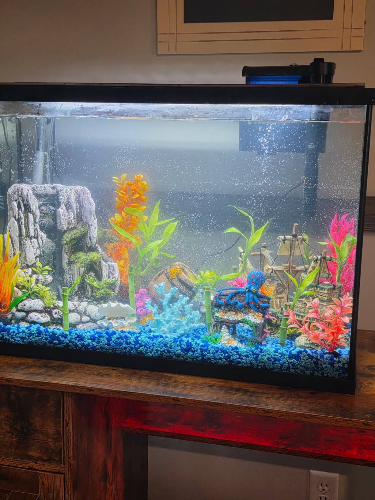 4ever2buy 55-75 Gallon Fish Tank Stand with Power Outlets, LED Light, Heavy Duty Aquarium Stand with Cabinet for Fish Tank Accessories Storage, for Turtle Tank, Reptile Terrarium, 1100LBS, Oak customer photo 1