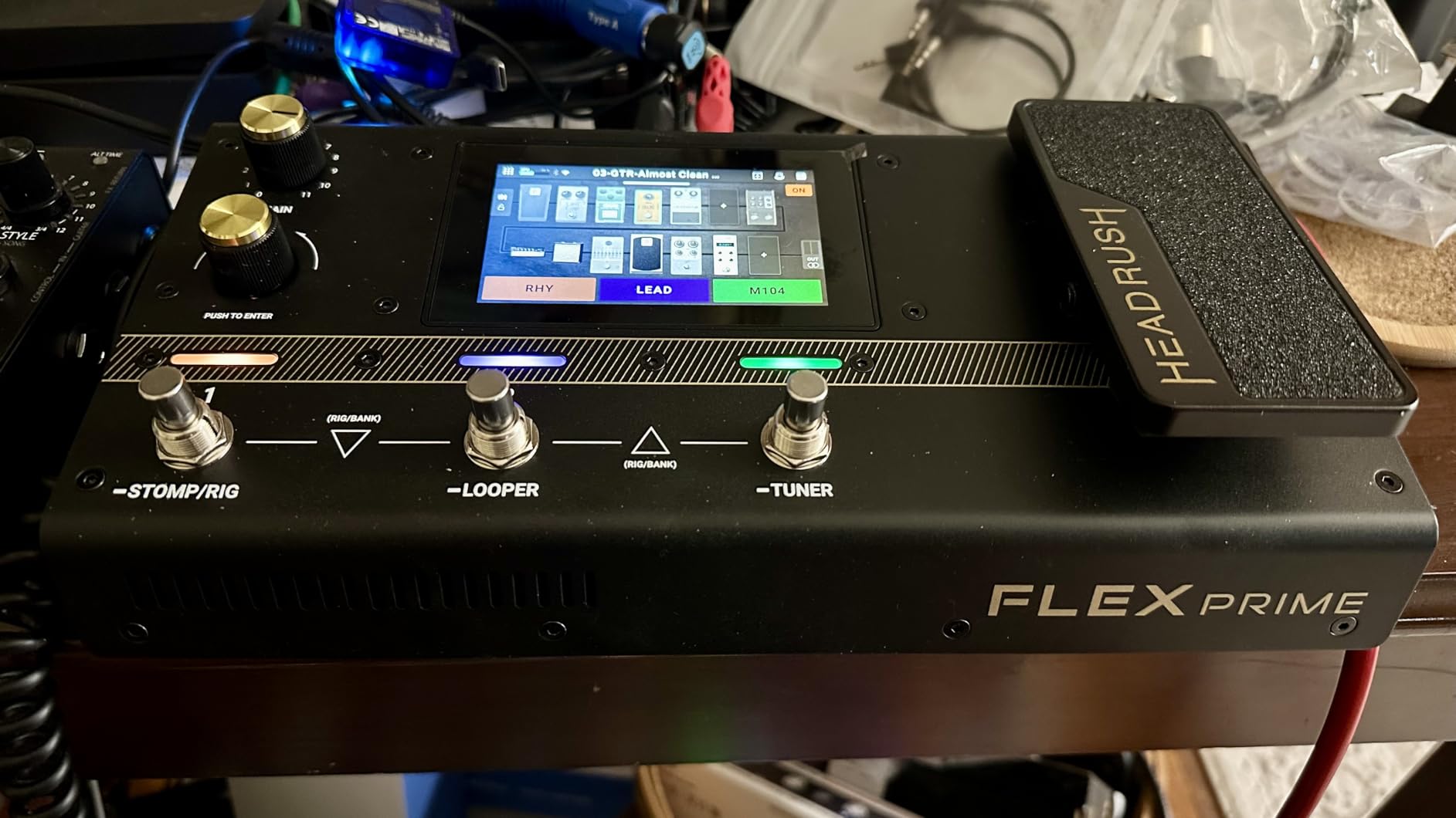 HeadRush Flex Prime - Guitar and Bass Multi Effects Pedal and Amp Modeling Processor with Touchscreen, Looper, Wi-Fi, Bluetooth, IR Loader, USB, Lessons customer photo 2