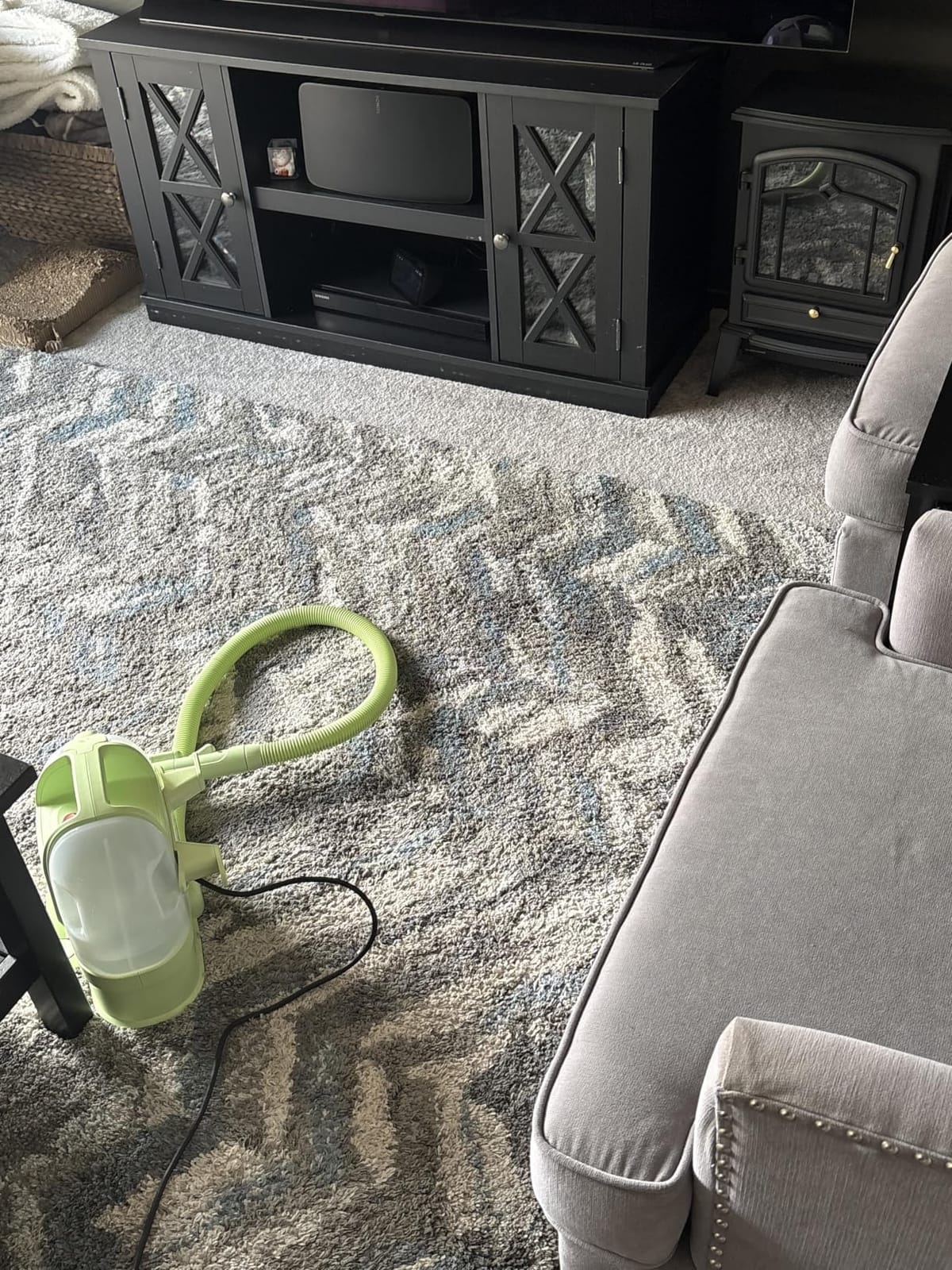 BISSELL Little Green Mini Portable Carpet Cleaner, 4075 | HydroRinse self-cleaning tool; 4-in. tough stain tool; upholstery & car detailing; Tea Green color customer photo 2
