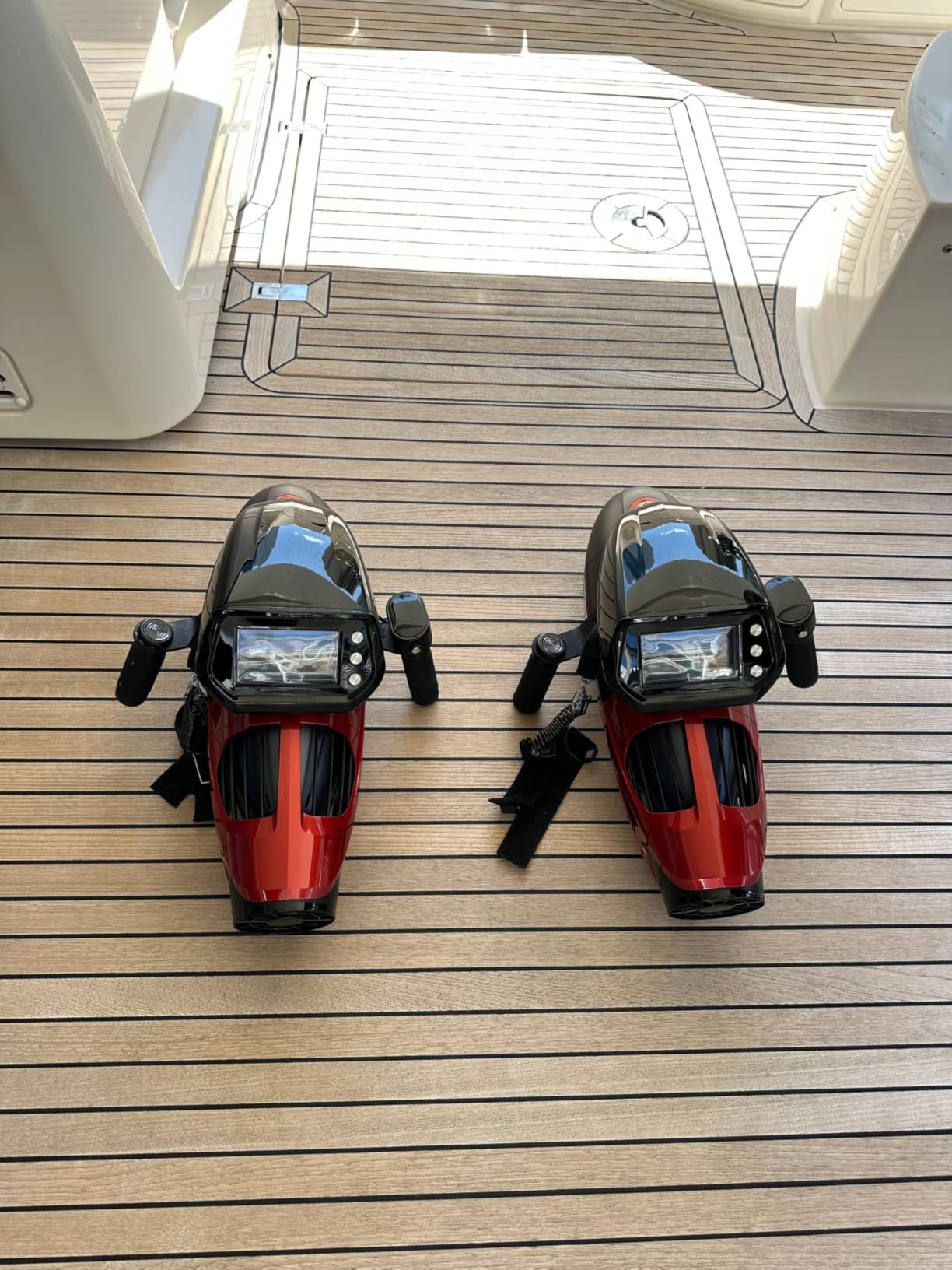 sublue Vapor Pump-Jet Underwater Scooter 3 Gear Speed 60 Minutes 10km/h 21kgf for Free Diving Scuba Diving Snorkeling customer photo 1