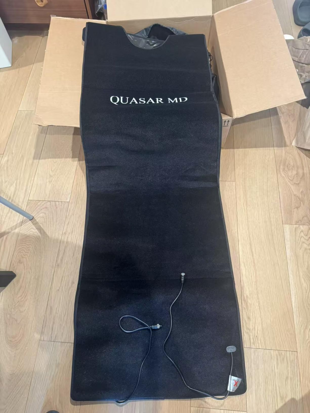 Quasar MD Medical-Grade Red & Infrared Light Therapy Mat Full Body | 2052 PCS High-Power 5050 LEDs, Stable Dual Wavelength 660nm & 850nm Near Infrared Light for Pain Relief, Enhances Recovery customer photo 2
