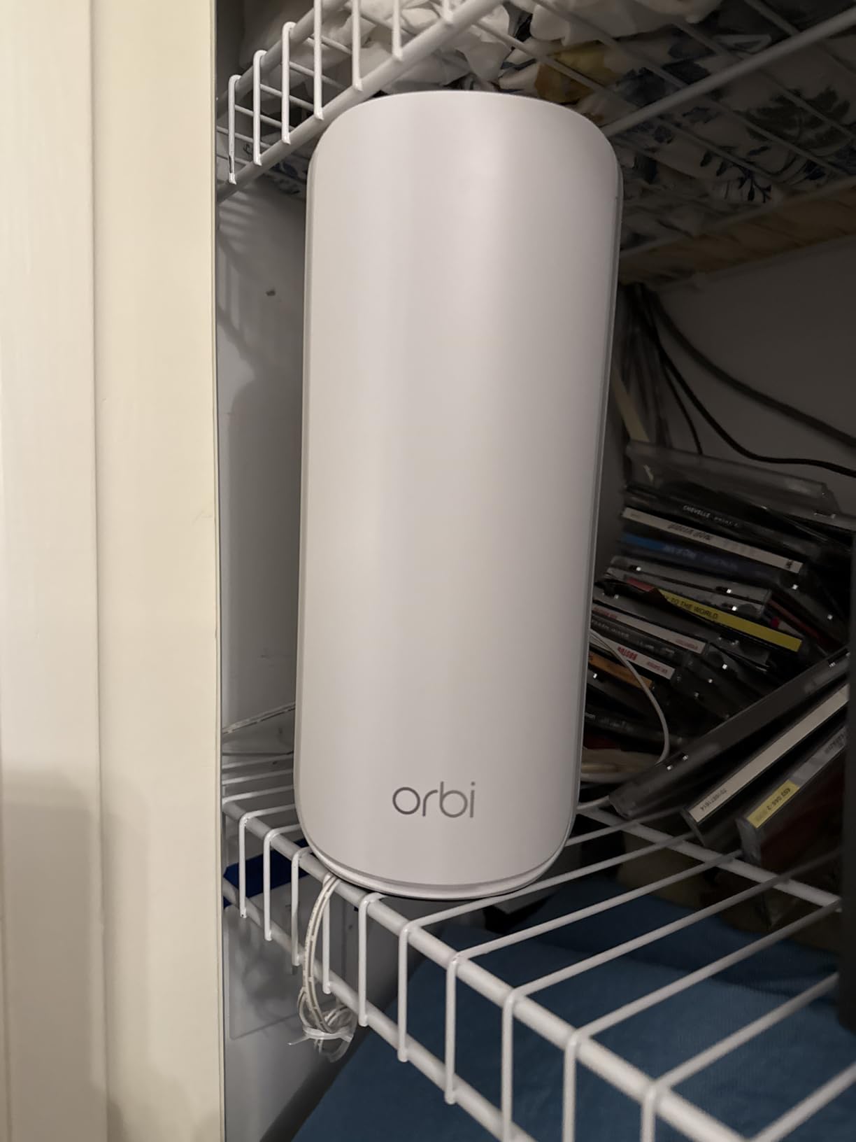 NETGEAR Orbi 870 Series Tri-Band WiFi 7 Mesh System (RBE873) - Router and 2 Satellite Extenders, Up to 21 Gbps, Covers up to 9,000 Sq.Ft., 150 Devices customer photo 2