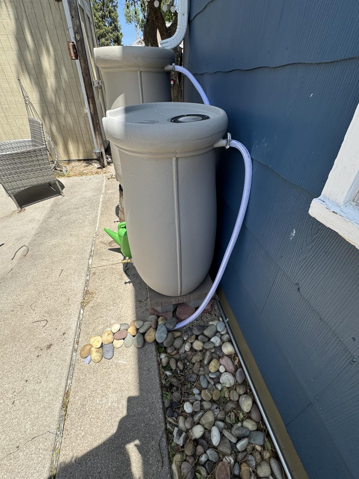 Step2 Fernway Rain Barrel, Outdoor Water Conservation Container, Holds 50 Gallons, Gray customer photo 1