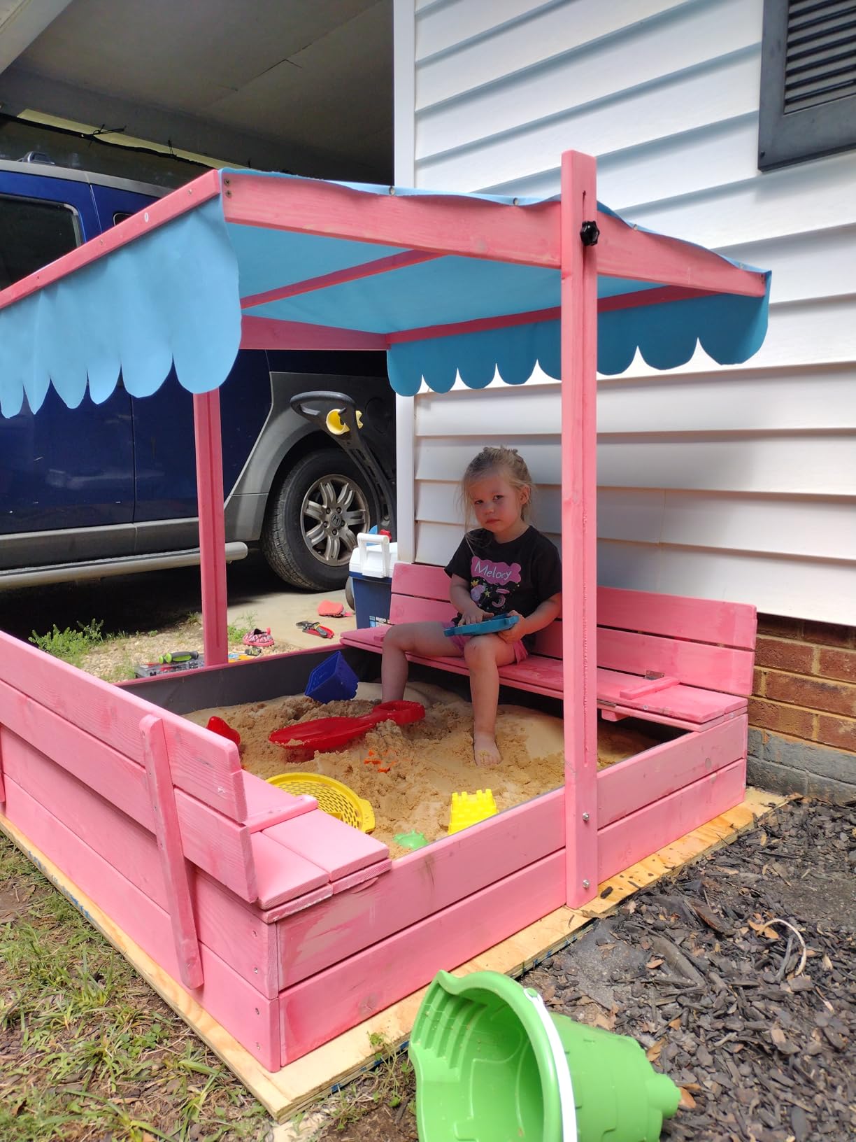 YOLENY Sandbox with Lid, Kids Sandbox with Cover Outdoor, Wooden Sand Box with 2 Foldable Bench Seats, Adjustable UV-Resistant Roof & Bottom Liner customer photo 2
