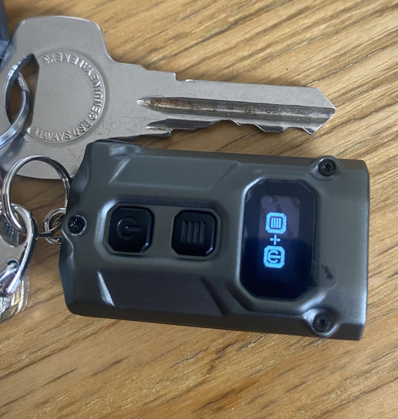 Nitecore TINI 3 600 Lumen EDC Keychain Flashlight, USB-C Rechargeable Lightweight with Multiple Color Temperatures Output (Warm, Neutral White, Cool White) and NSticker (Black) customer photo 1