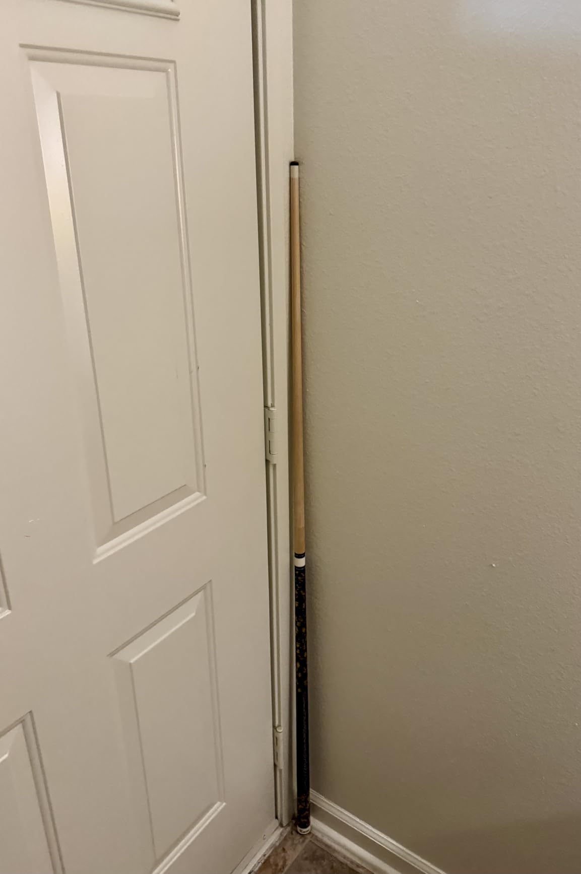 Kmise 4-Piece 58 Inch FAS Canadian Maple Pool Cue Set, 18 19 20 21 oz | Professional Billiard Sticks with Non-Slip Irish Linen Wrap customer photo 2