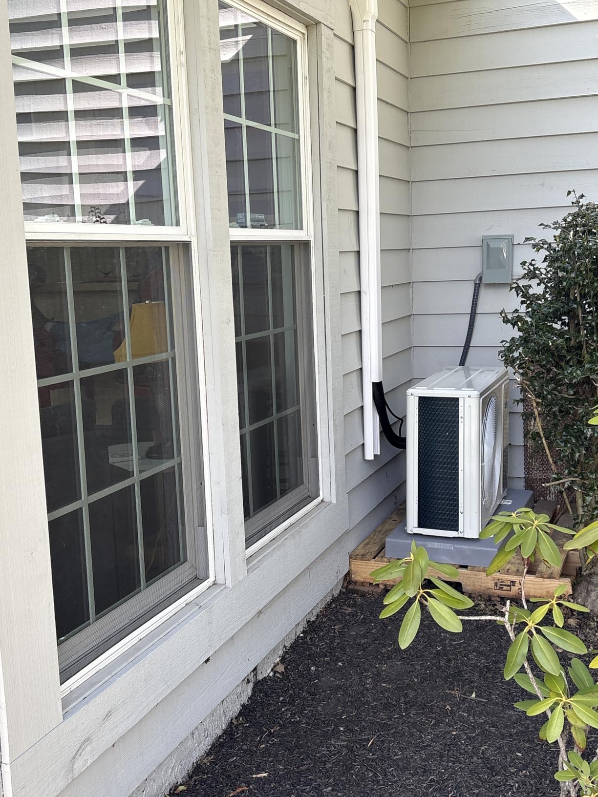 Mini Split AC/Heating System, 12000 BTU Mini Split Air Conditioner | Ductless, Heat Pump, 19 SEER2 115V Energy Efficient AC Unit, Up to 750 Sq.Ft., Installation Kit customer photo 1