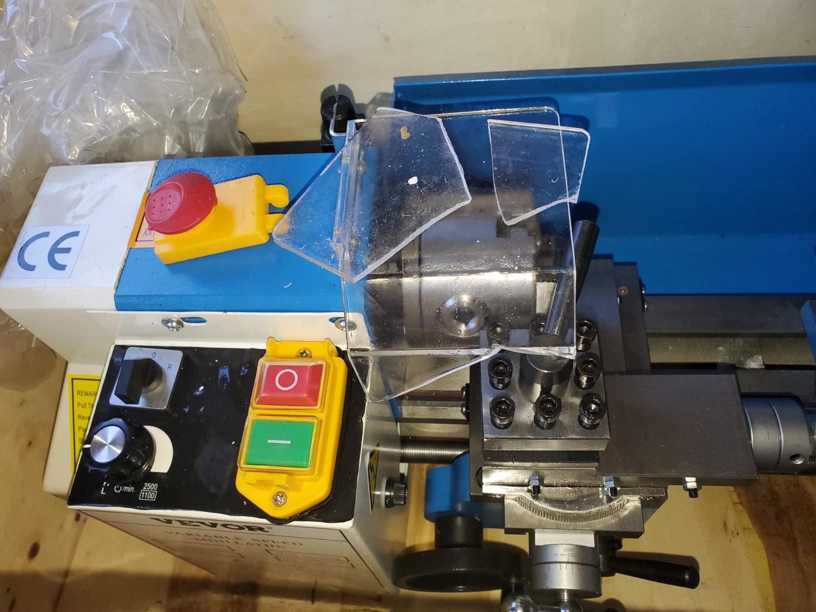 VEVOR Didactical Mini Metal Lathe Machine, 2.76 x 5.12 in, 36W Power Metal Lathe, 20,000 RPM Speed, with 3-jaw Chuck, Aluminum Alloy Handwheel, for Processing Precision Parts Soft Metals Wood Plastics customer photo 1