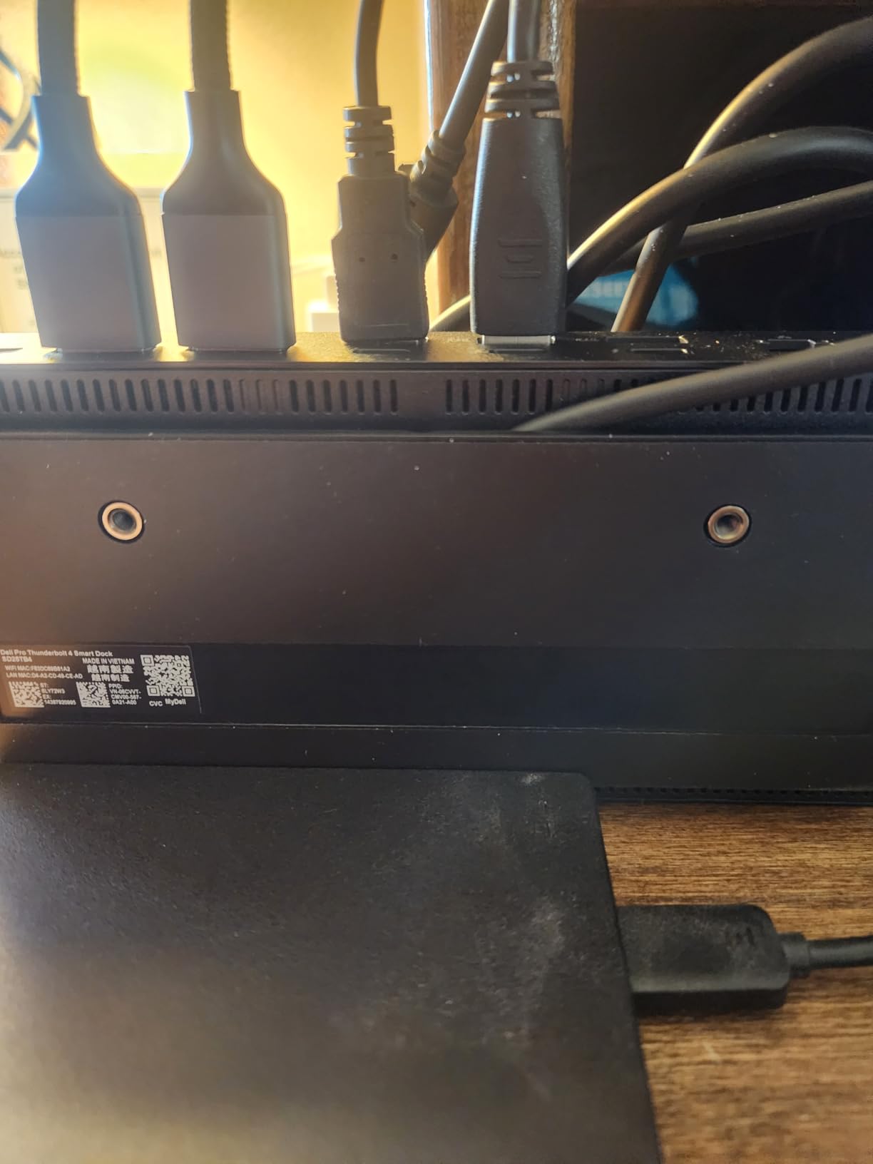Dell Pro Thunderbolt 4 Smart Dock SD25TB4 with 130W Power, Four 4K Displays, HDMI 2.1 and 2.5GbE customer photo 2