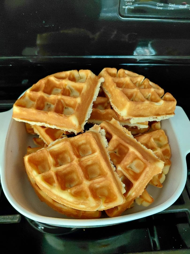 Hehinton 110V 1300W Commercial Belgian Liege Waffle Maker, Rotatable Croffle Machine with 122-572F Temp Control, 0-5min Timer, 7 inch X1.2 inch Thick Non-Stick Waffle Maker customer photo 2