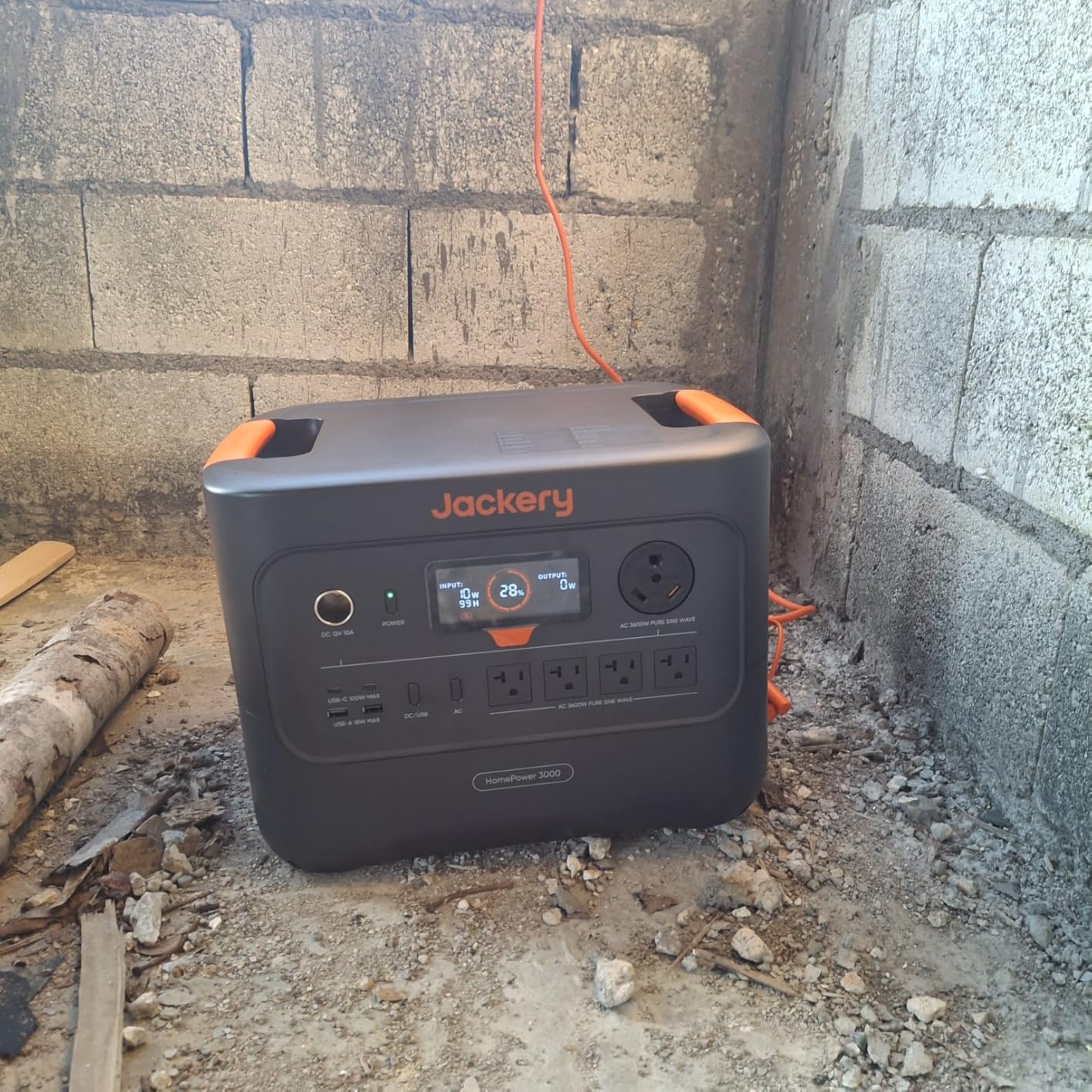 Jackery HomePower 3000 and 2x200W Solar Panels, 3072Wh, 3600W AC Output | 7200W Surge, LFP Battery, Solar Generator, Essential Backup for Home Use customer photo 2