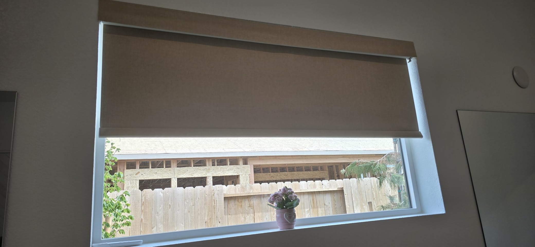 Boolegon Motorized Roller Blinds with Remote, No Drill Smart Roller Shades for Indoor Windows, Blackout Linen Fabric Rechargeable Electric Blinds for Home, Office, Weave Beige, Custom Size customer photo 1