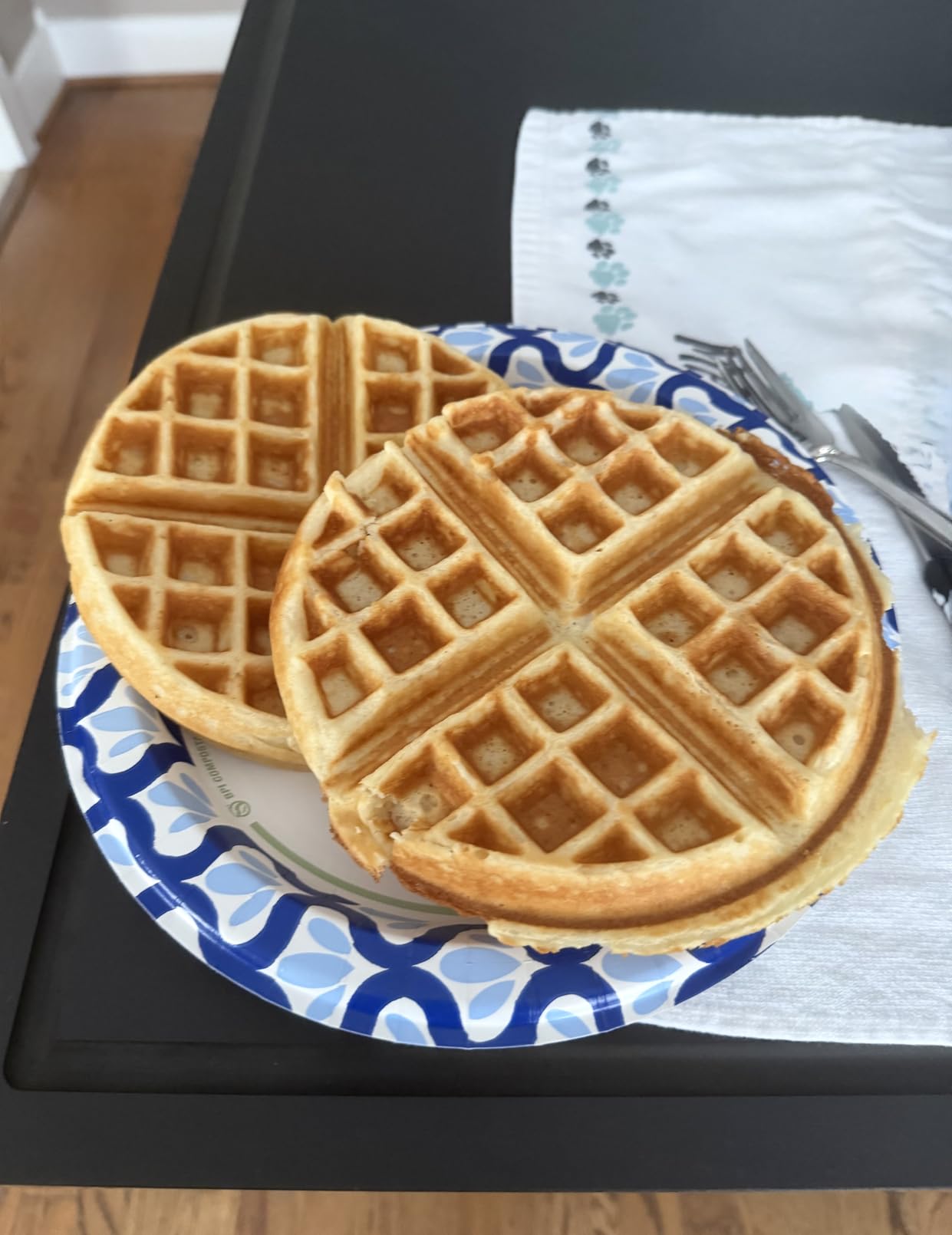 Cuisinart Double Flip Belgian Waffle Maker, Stainless Steel, 1400W | Double flip waffle iron with nonstick plates, ready indicator lights & adjustable browning for every preference, WAF-F40NAS customer photo 2
