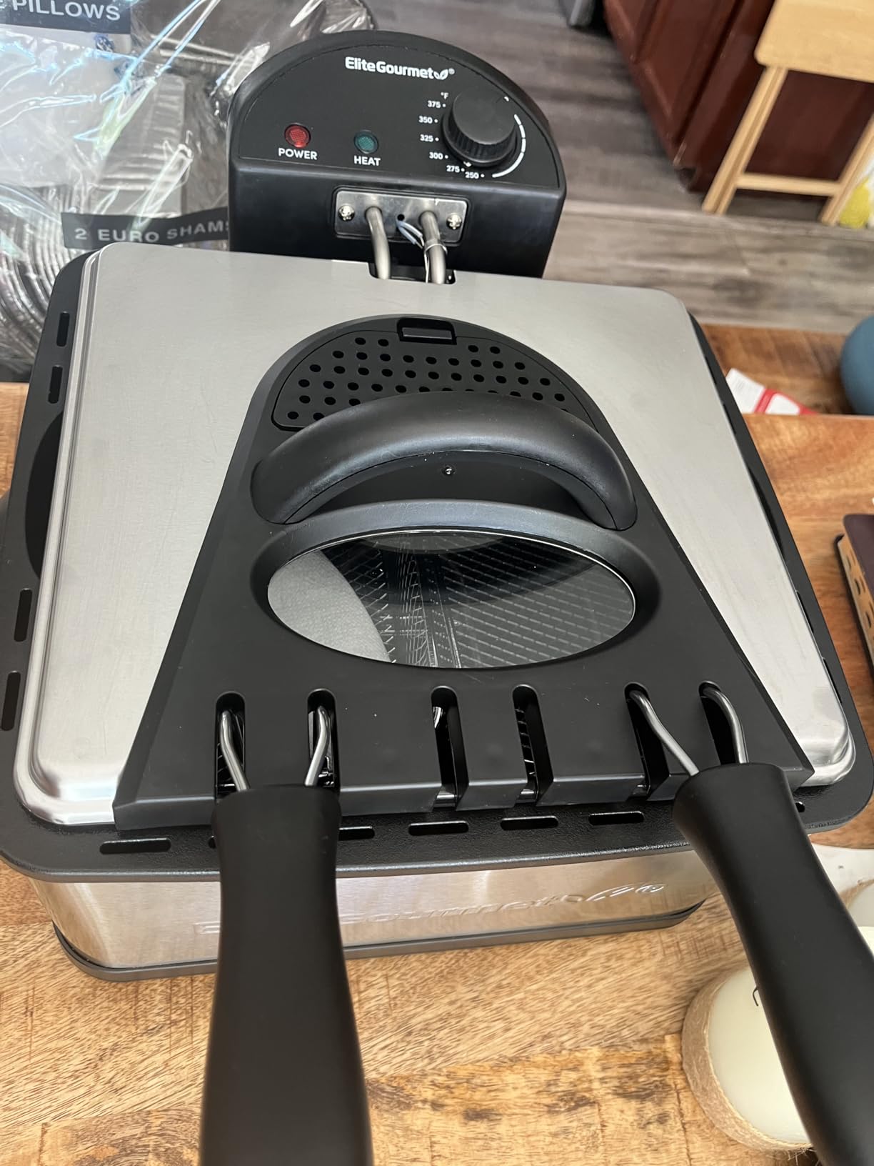 Elite Gourmet Deep Fryer, Dual 2-Qt Split Baskets, 4.5 Qt, Stainless Steel | 1700-Watt, Separates Foods for Simultaneous Cooking, Great for Families & Meal Prep customer photo 2
