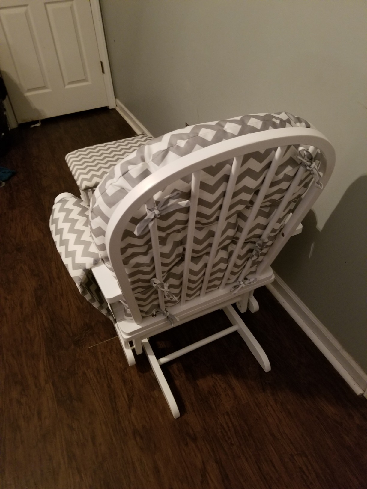 Costzon Nursery Glider with Ottoman, Upholstered Comfort Glider Rocker with Padded Cushion, Storage Pocket, Solid Wood Base customer photo 2