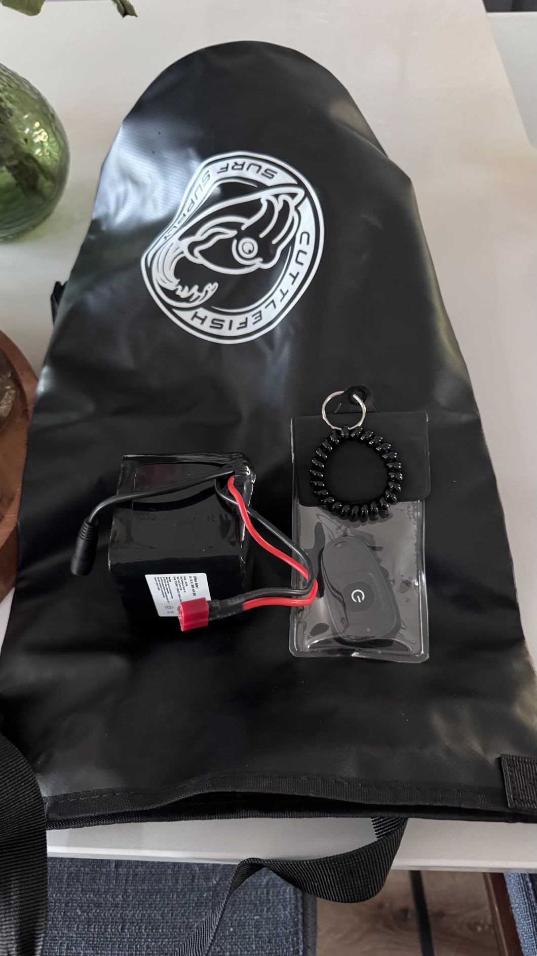 CuttleJet Mini V2 - Stand Up Paddle Board Motor Electric Fin Kit with 10L Waterproof Battery Bag and Wireless Remote Control - Cuttlefish Surf Supply customer photo 2