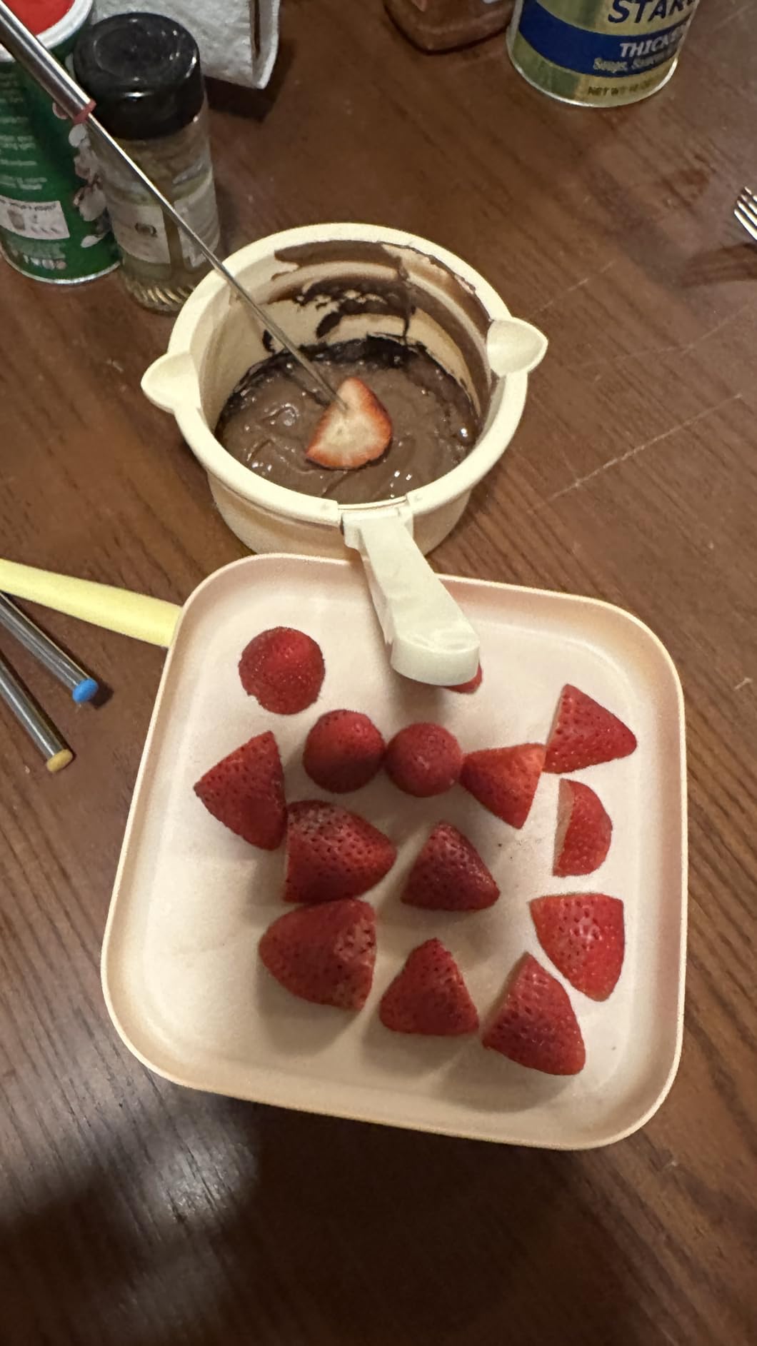 Chocolate Melting Pot, Electric Fondue Pot Set for Candy Melts & Cake Pops | Digital Temp Display & Adjustable Heat, Chocolate Fondue Set whith 2 Silicone Bowls for Dipping Cheese, Cake Pops customer photo 1