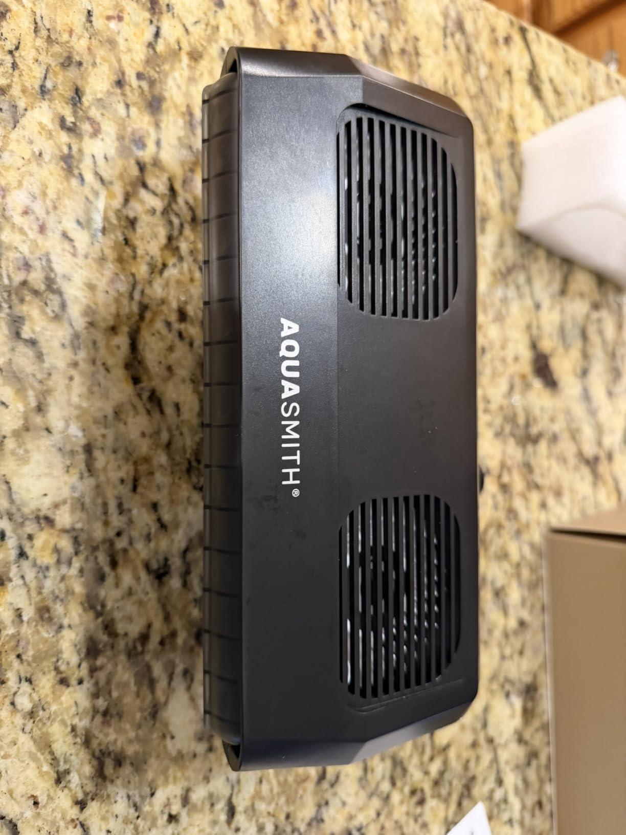 Aquarium Fan, Ultra-Quiet Fish Tank Cooler, More Powerful, Cooling Effect 3-7℉ with 3 Speed Modes Adjustable Applicable Aquariums with or Without Edges, for Axolotl Seawater Freshwater Coral Grass Tank customer photo 1