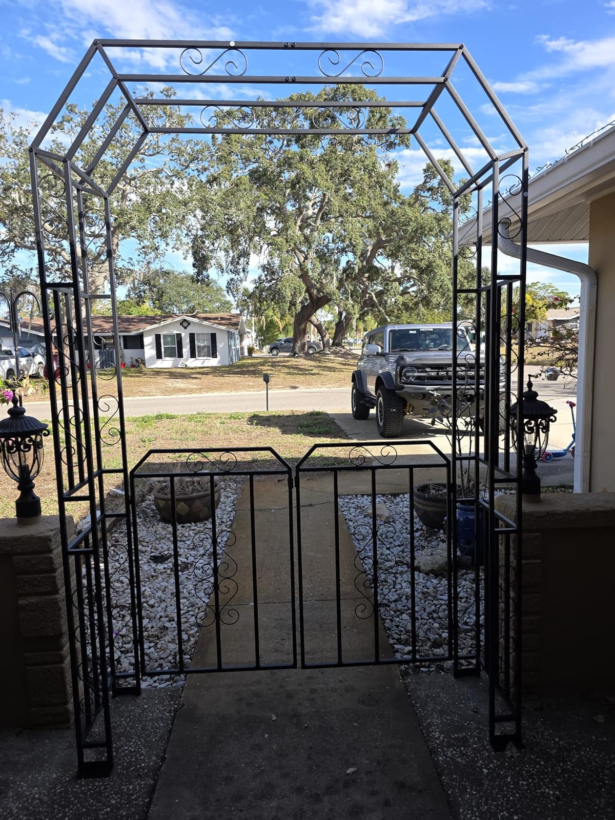 YOHKOH Garden Arch with Gate, Metal Garden Arbor with Gate, Double Lockable Design, 59