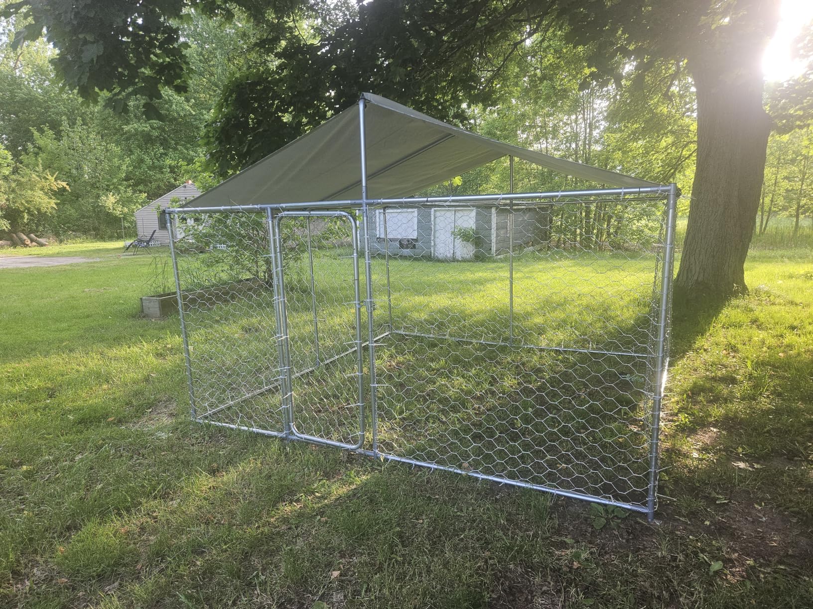 10x10 ft Outdoor Dog Kennel, Heavy Duty Dog Pens for Large Dogs | Heavy Duty & Easy Assembly & Rust Resistant & Waterproof Roof & Galvanized & Welded Wire & Durable & Dual Lock & w/ manual customer photo 1