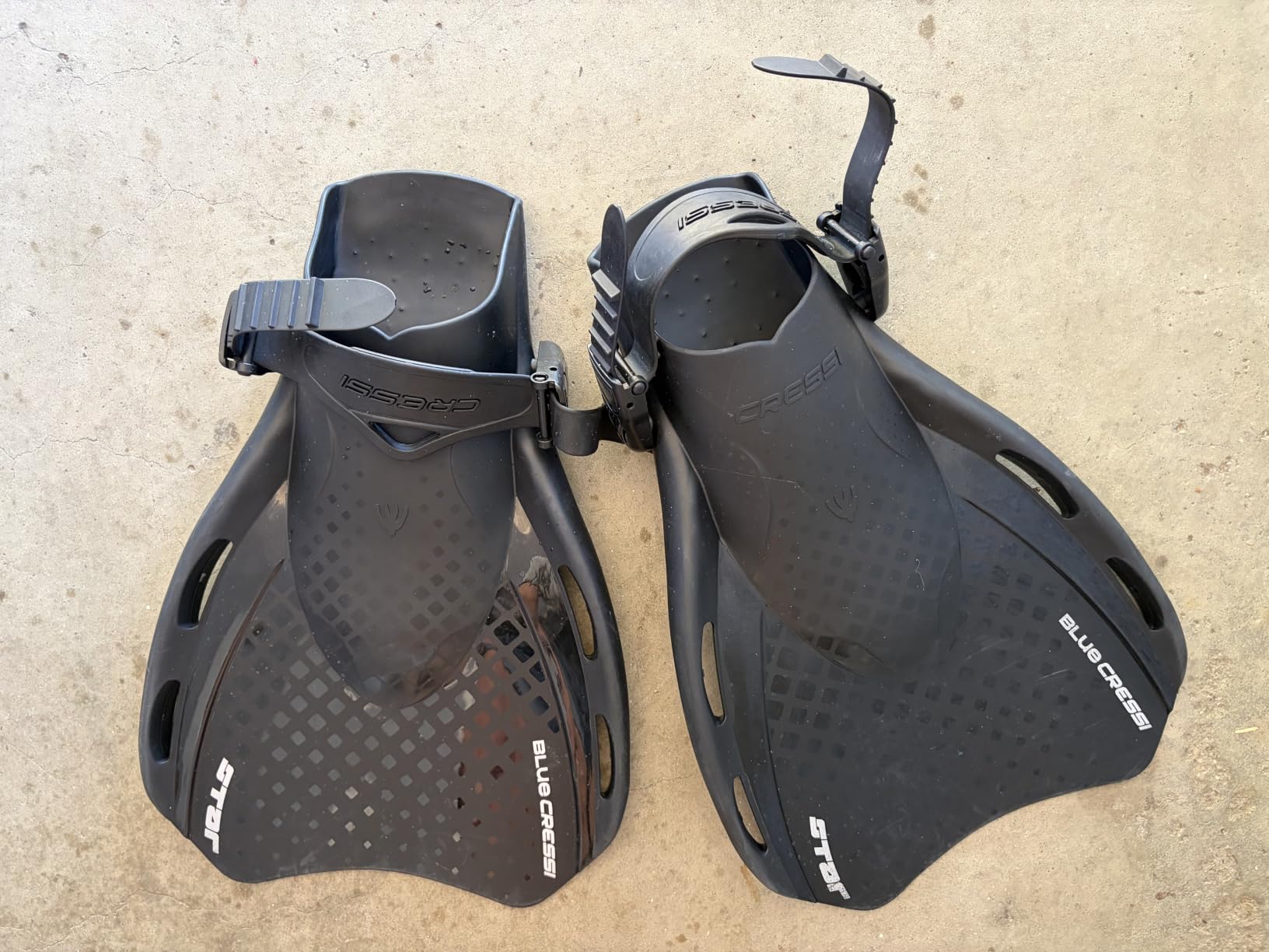Cressi Star Short Adjustable Open Heel Fins - Light for Travel, Robust and Durable Design - Designed in Italy customer photo 1