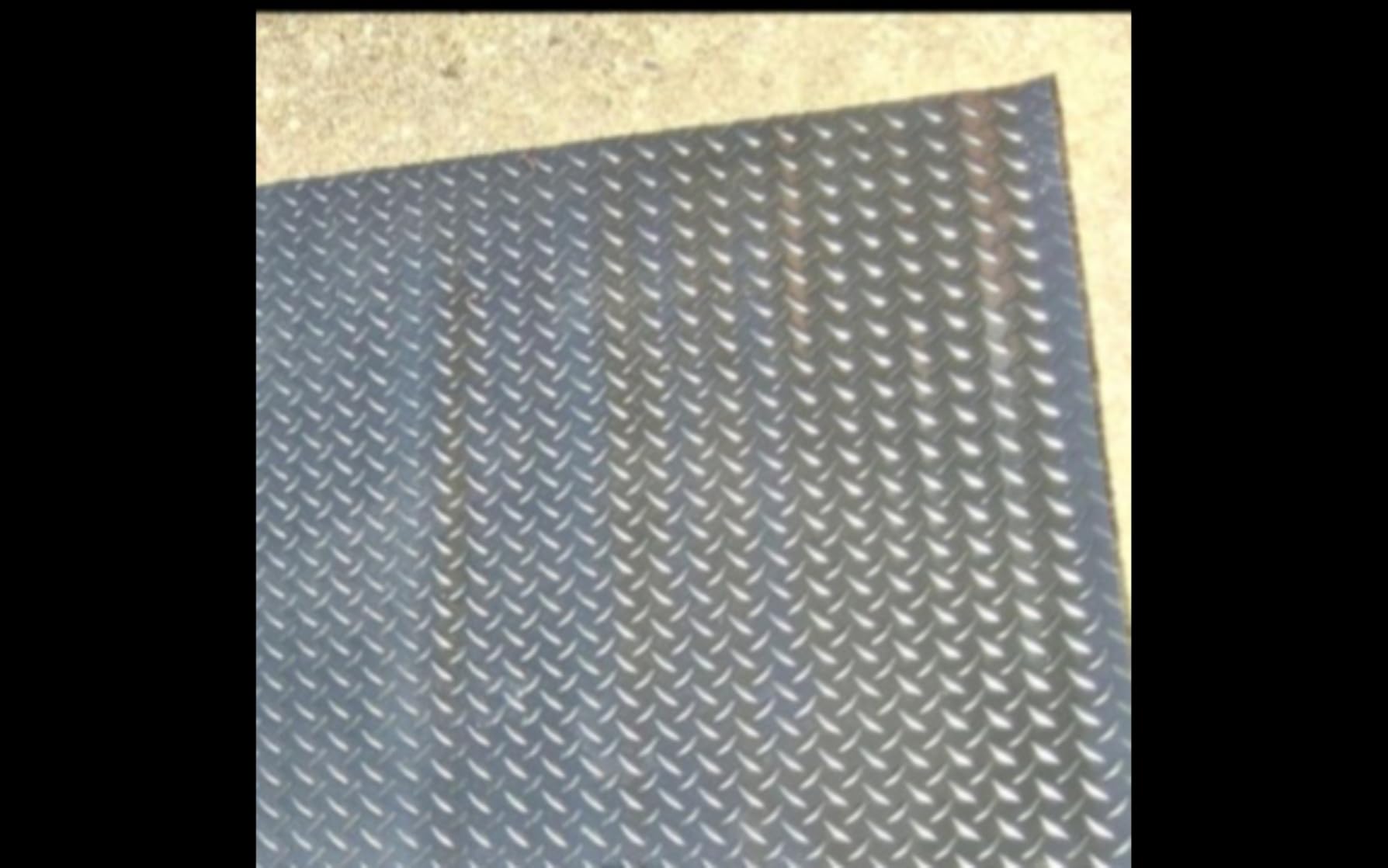 4x7 FT Heavy Duty Flooring Mat Roll, 2.8mm Thickened Rubber Floor Mat | Diamond Plate, Anti-Slip, Waterproof, Rubber Flooring for Garage, Workshop, Warehouse Trailer, Enclosed Trailer customer photo 1