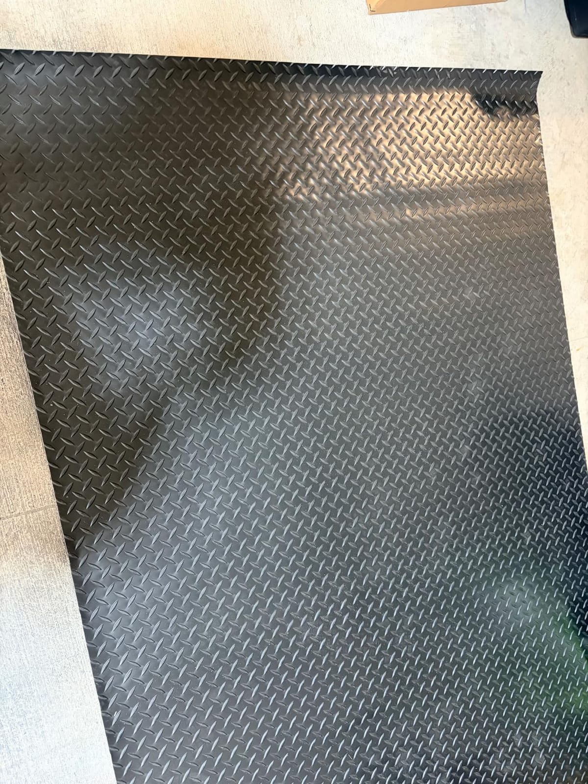 4x7 FT Heavy Duty Flooring Mat Roll, 2.8mm Thickened Rubber Floor Mat | Diamond Plate, Anti-Slip, Waterproof, Rubber Flooring for Garage, Workshop, Warehouse Trailer, Enclosed Trailer customer photo 2