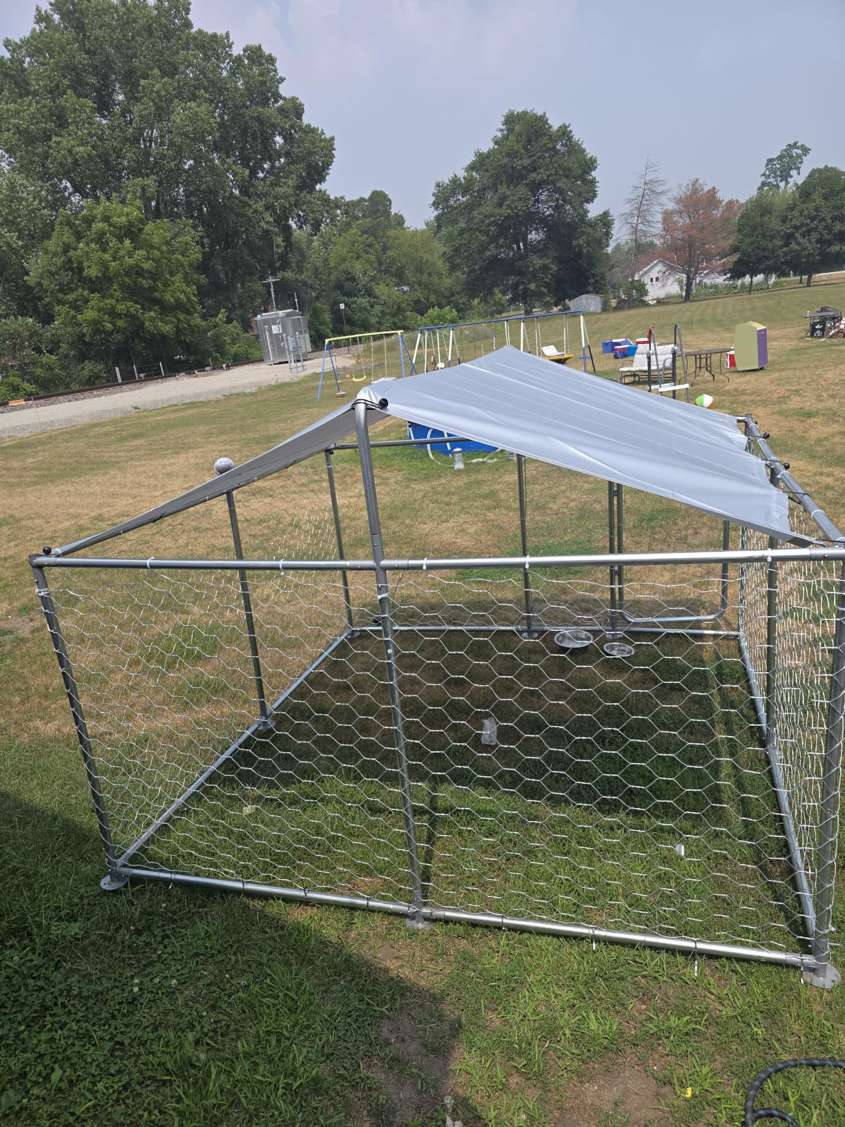 7.8x7.8FT Large Outdoor Dog Kennel Outside,Heavy Duty Dog Enclosure with Waterproof Cover Roof and Steel Fence Security Lock for Dogs(93x93x63in) customer photo 2
