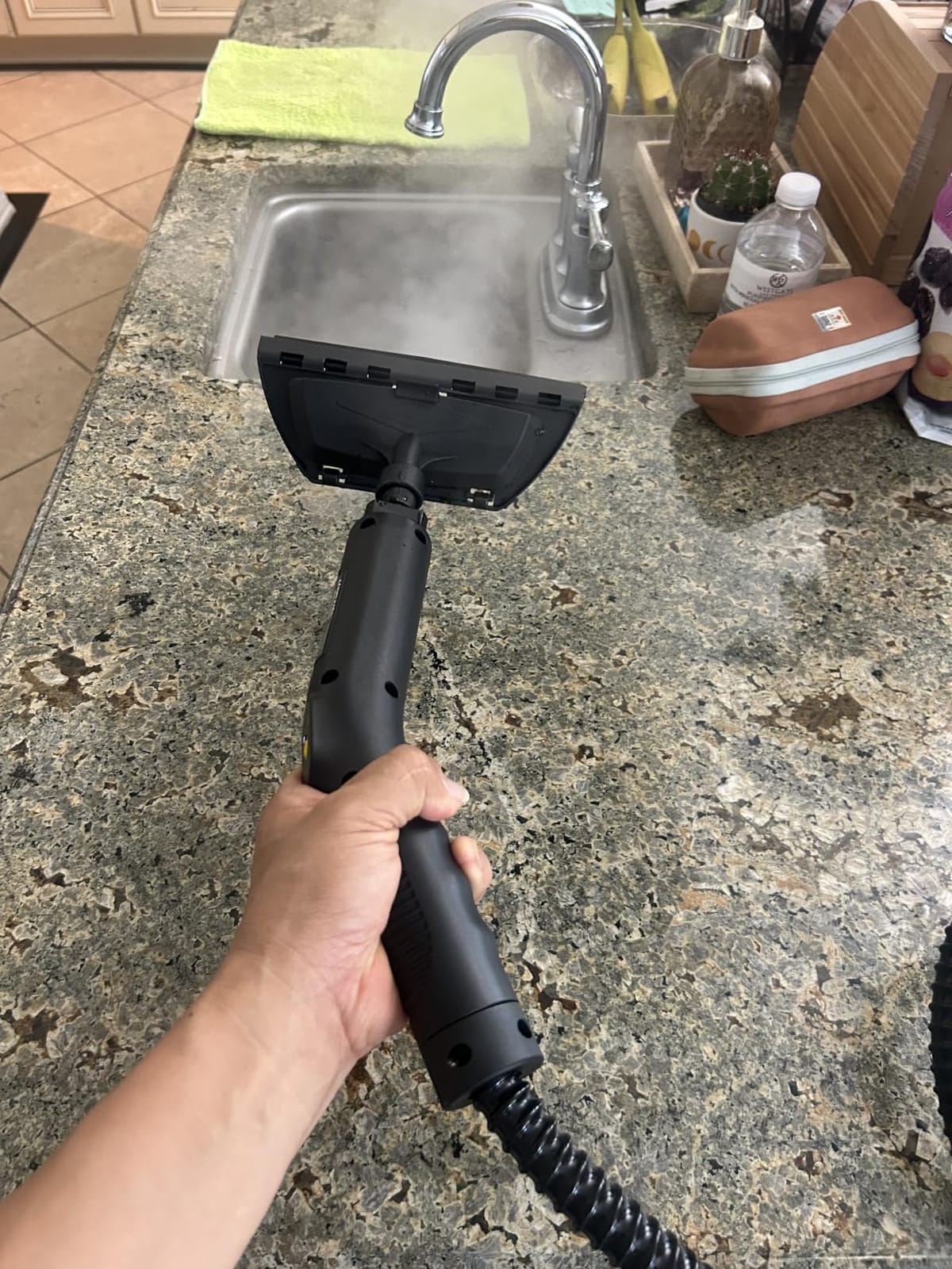 Gautye Steam Cleaner, 3 Level Adjustable Handle with 18 Accessories customer photo 2
