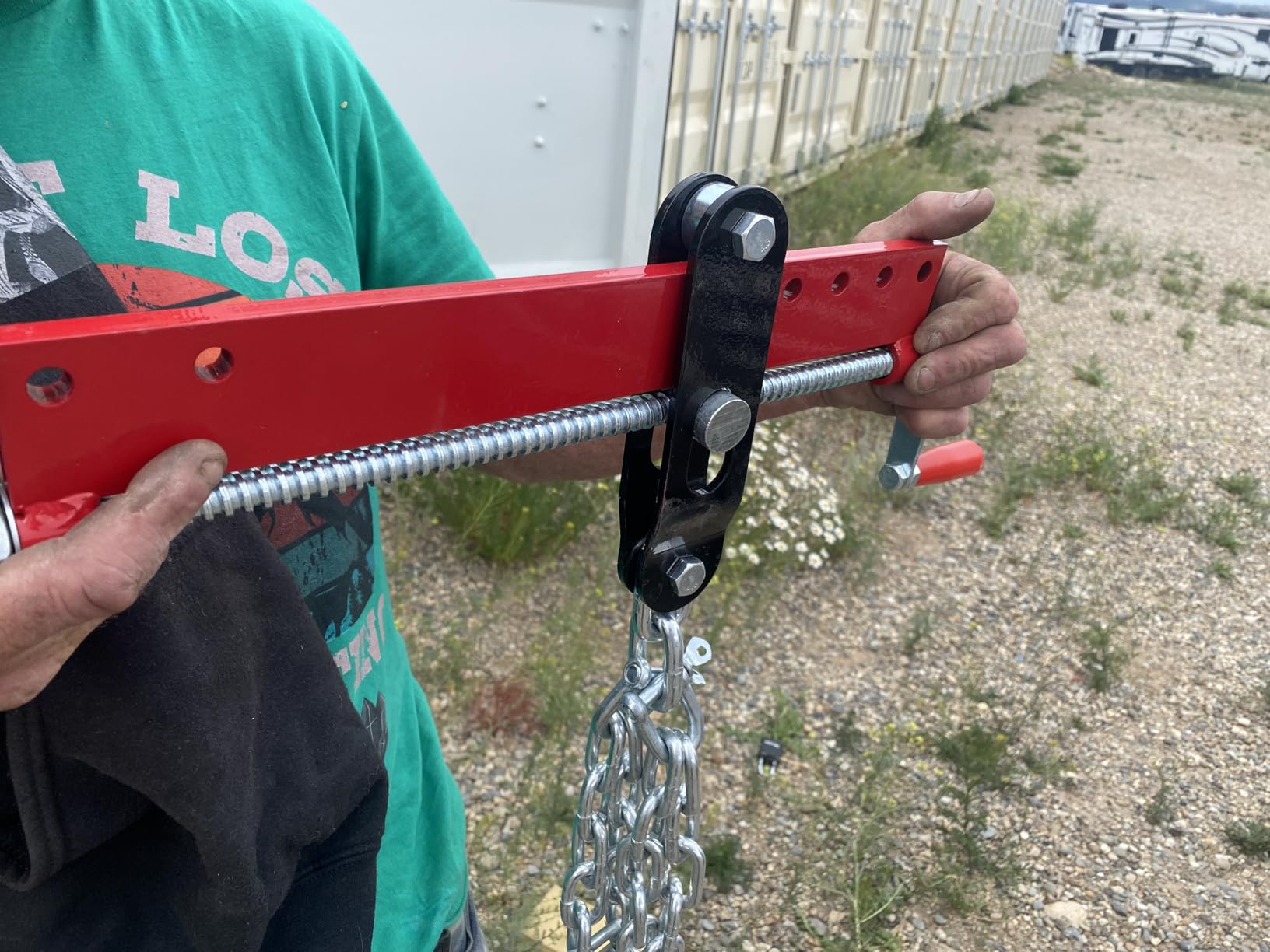 2 T Engine Hoist, 4000 LBS Heavy Duty Folding Cherry Picker Engine Lift Hydraulic Tilting Engine Shop Crane with 6 Iron Caster Wheels Telescopic Boom Hitch, Yellow customer photo 1