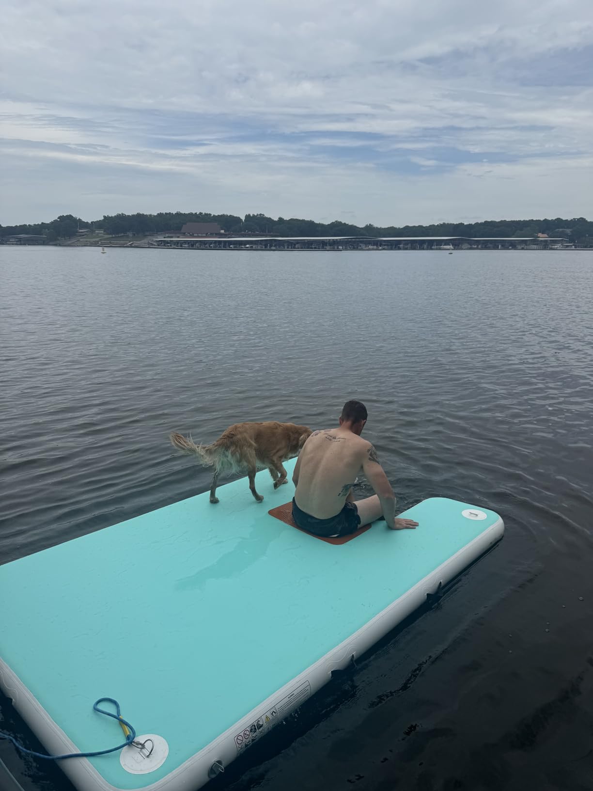 AWEMUFA Inflatable Floating Dock with Ramp 5ft/6ft/8ft/10ft Inflatable Dock Floating Platform, Floating Island Mat Boat Float Lake Floats, Large Rafts Floaties for Adult Pool Ocean Beach Boat Parties customer photo 2