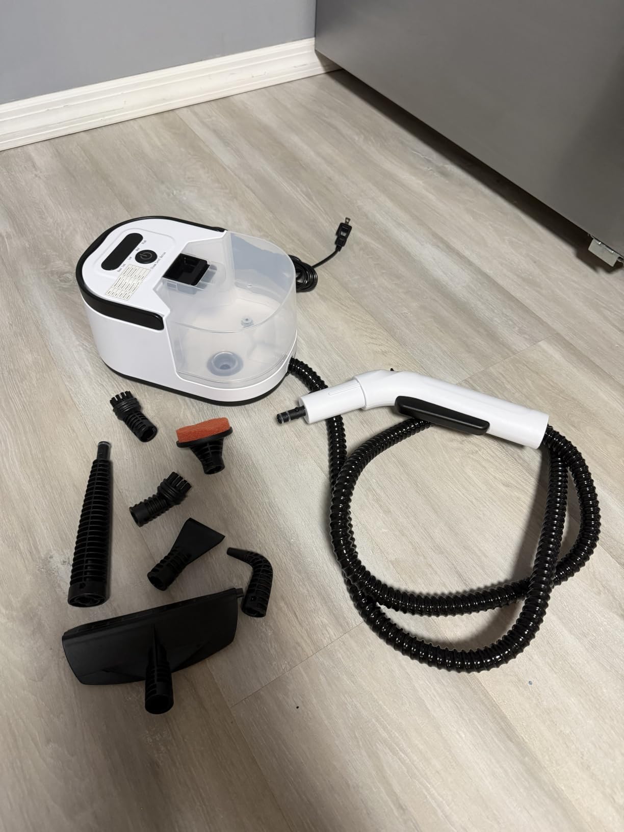 Handheld Steam Cleaner, Portable Deep Cleaning Steamer for Multi-Surface | 1500ml Water Tank, 15s Heat-Up, 3-Level Adjustable Steam for Cleaning Kitchen, Bathroom, Furniture, Windows, BBQ, Car, White customer photo 2