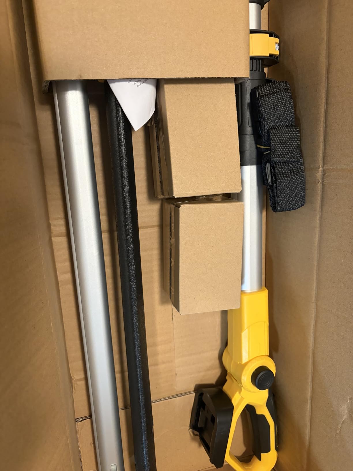 20V Cordless Pole Hedge Trimmer, 15 Ft Reach, 2 x 4.0Ah Batteries | Fast charger included, with 5/8-inch cutting capacity and an extension pole for trimming tall hedges,shrubs,and bushes,Yellow customer photo 1
