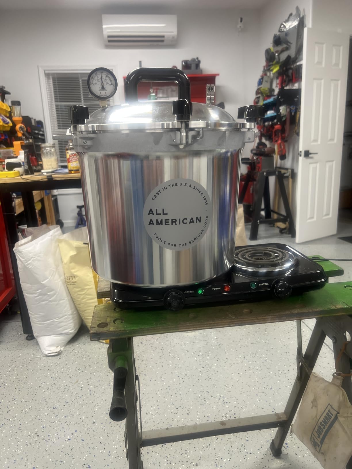 All American 1930: 21.5qt Pressure Cooker/Canner (The 921) - Exclusive Metal-to-Metal Sealing System - Easy to Open & Close - Suitable for Gas, Electric, or Flat Top Stoves - Made in the USA customer photo 2