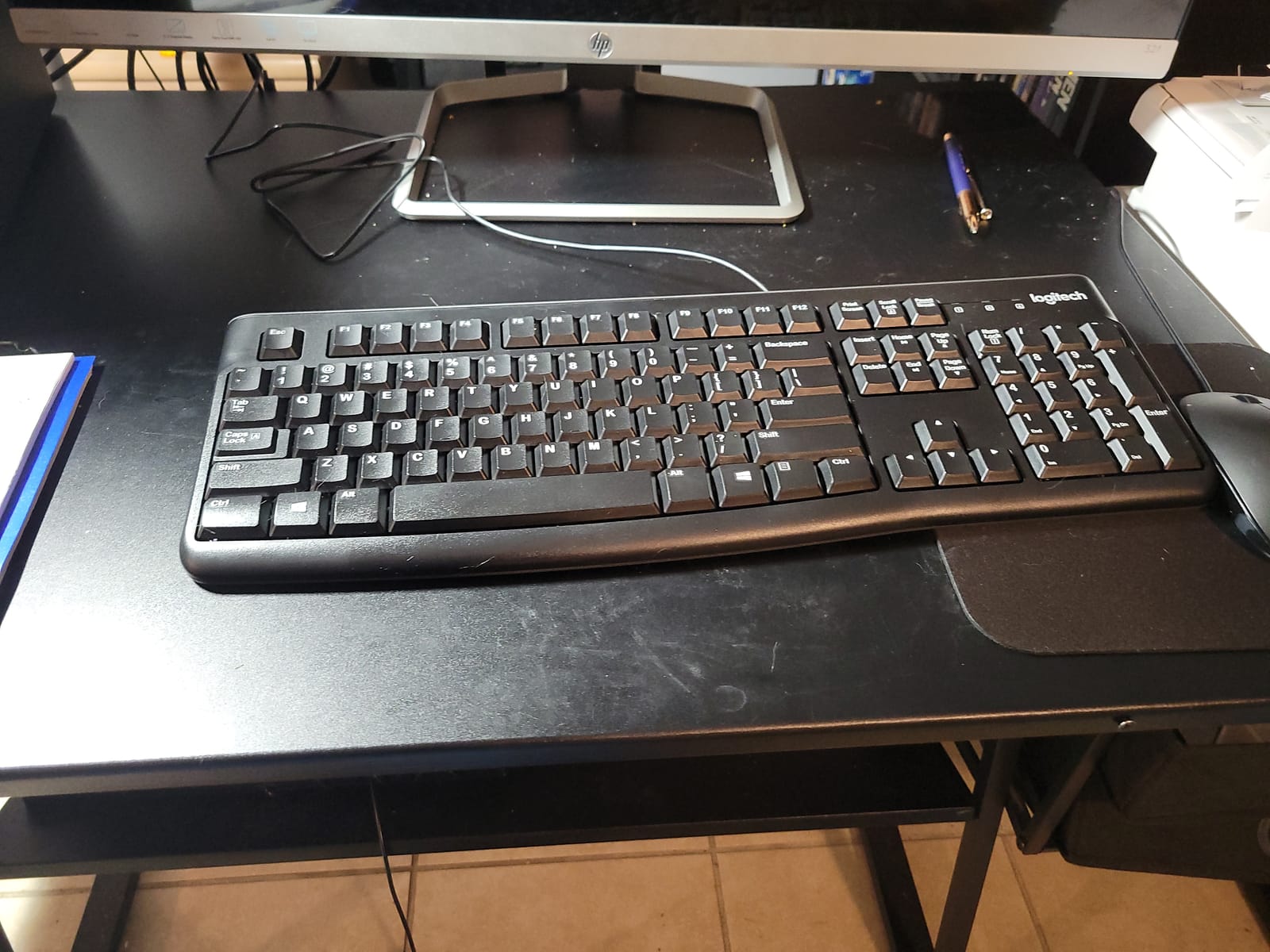 Logitech MK120 Full Size Wired Keyboard and Mouse Combo - Black customer photo 2