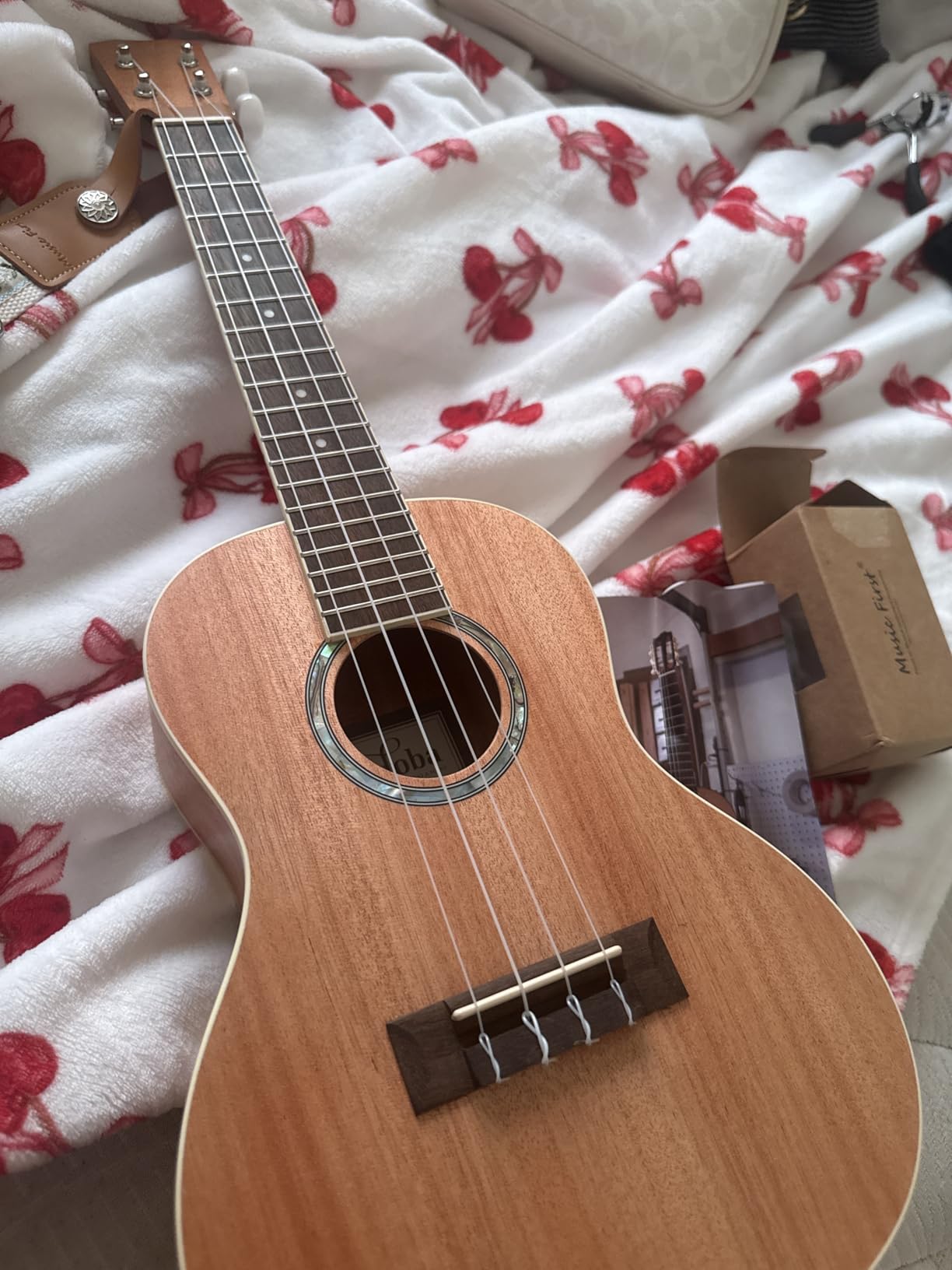 Cordoba 15CM Concert Ukulele - Hand Crafted With Mahogany Top, Back & Sides, Authentic Abalone Rosette & Satin Finish & Premium Italian Aquila Strings - For Beginners & Professionals customer photo 2