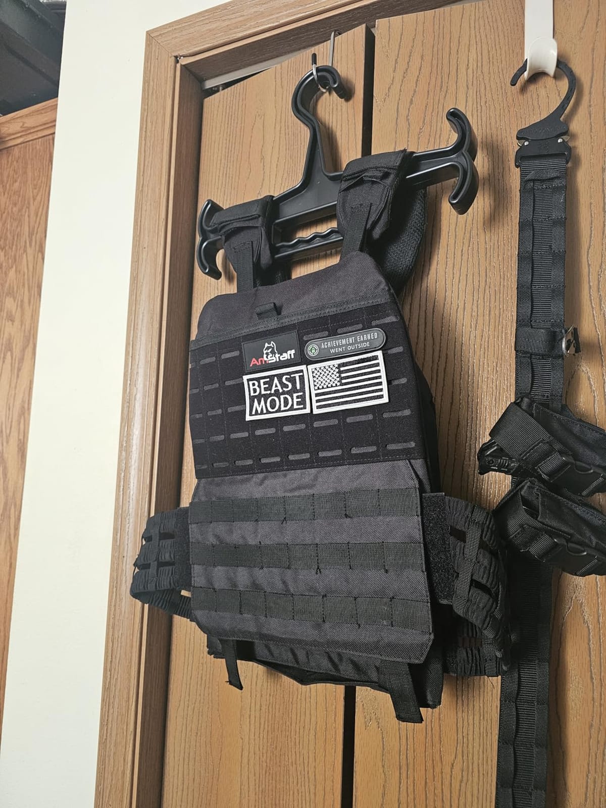 Amstaff Tactical Weighted Vest - Adjustable Weight Vests - Versatile Wearable Vest for Fitness Workouts, Strength and Endurance Training, Running customer photo 1