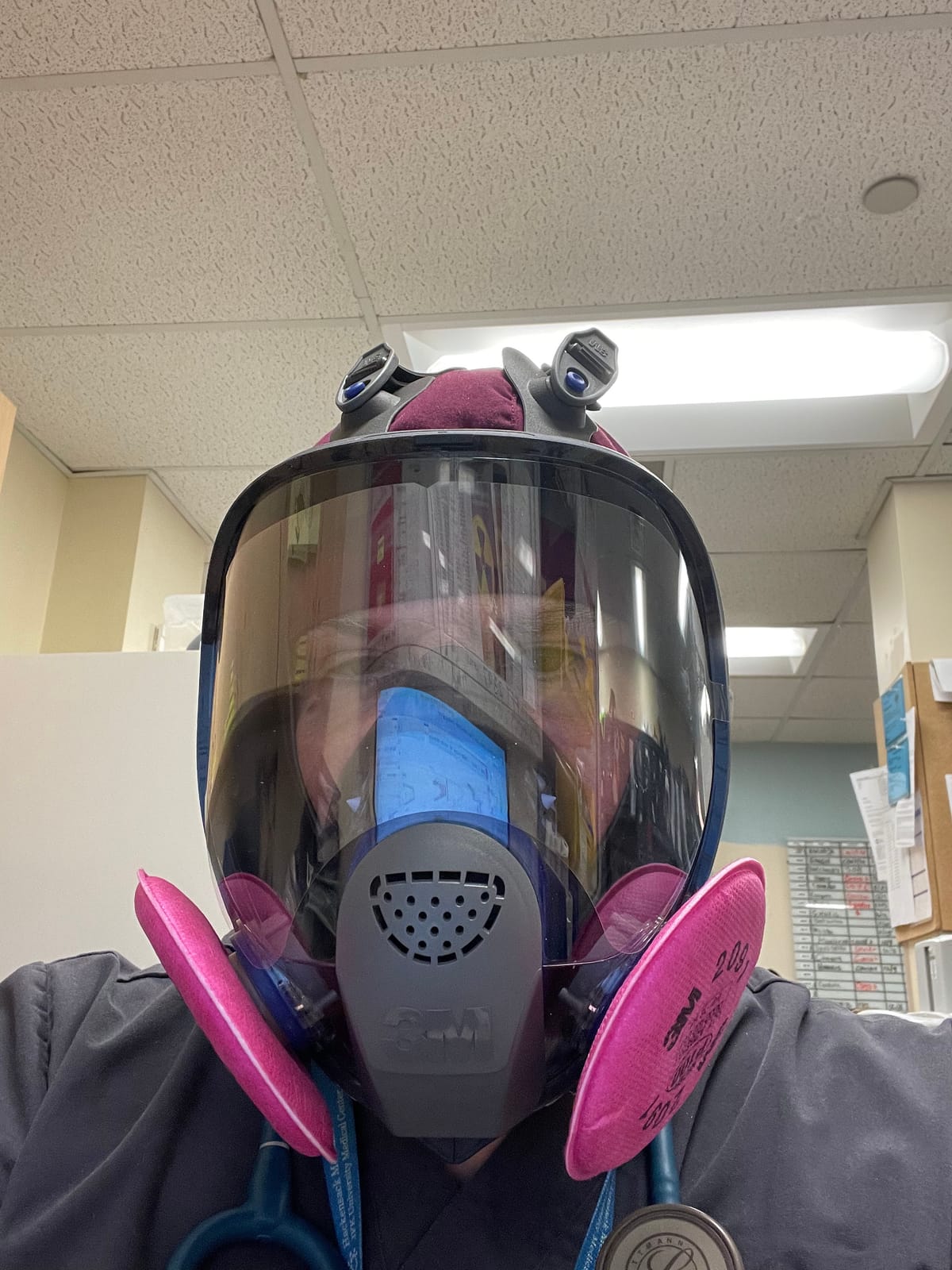 3M Ultimate FX Full Facepiece Reusable Respirator FF-402, NIOSH, ANSI, Med customer photo 2