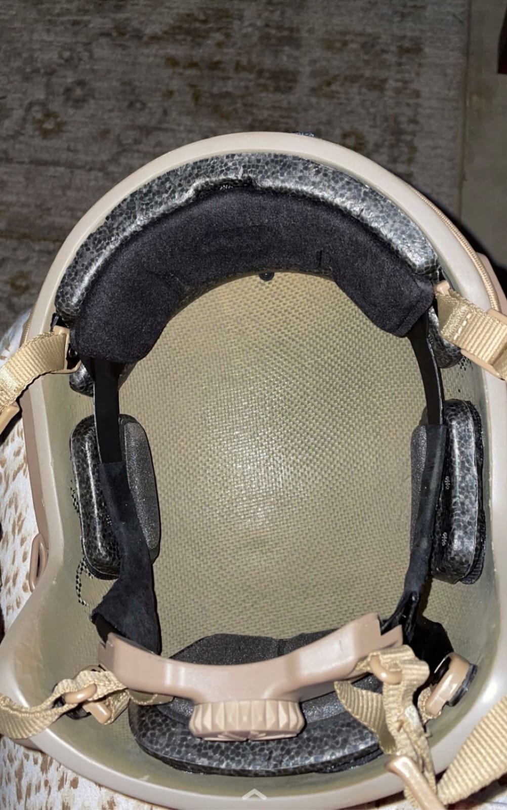 H World Shopping Adjustable Maritime 10 Level of Kevlar Fibre Protective Helmet Tan DE customer photo 1