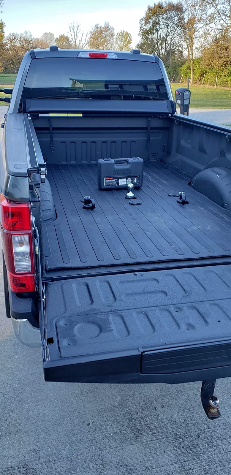 CURT 60692 OEM Puck Gooseneck Hitch Kit for Chevy, Ford, GMC, Nissan customer photo 1