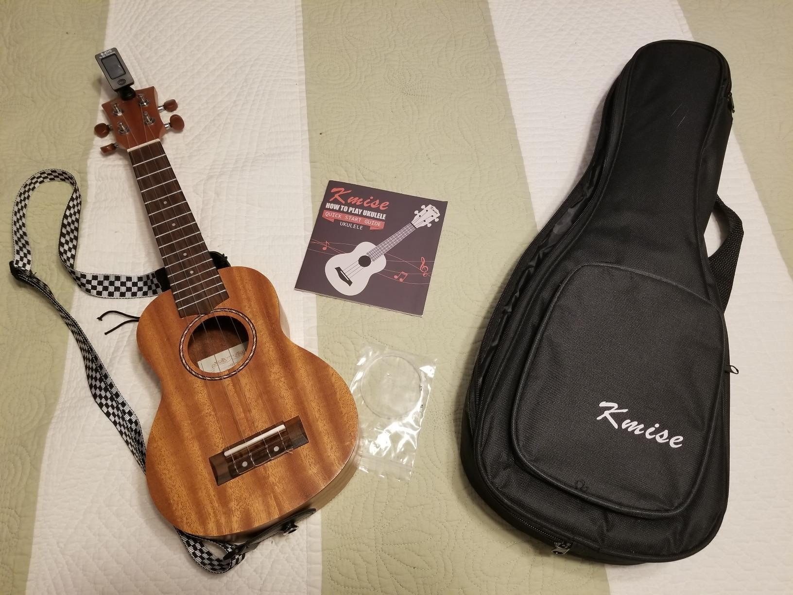Kmise Concert Ukulele Uke Acoustic Hawaiian Guitar 23 Inch 18 Frets Mahagany With Ukelele Bag and Tuner customer photo 2